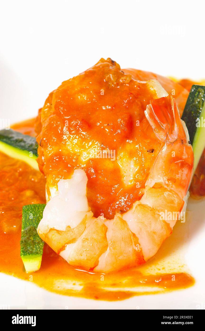 Monkfish 'suquet' avec crevettes. Banque D'Images