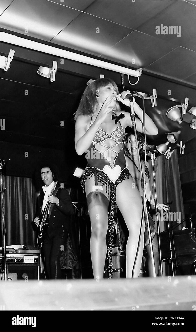 Tina Turner dans Jumbo Club di Sanguinara ( Parme Italie ). Par Jumbo Story anni '70 Banque D'Images
