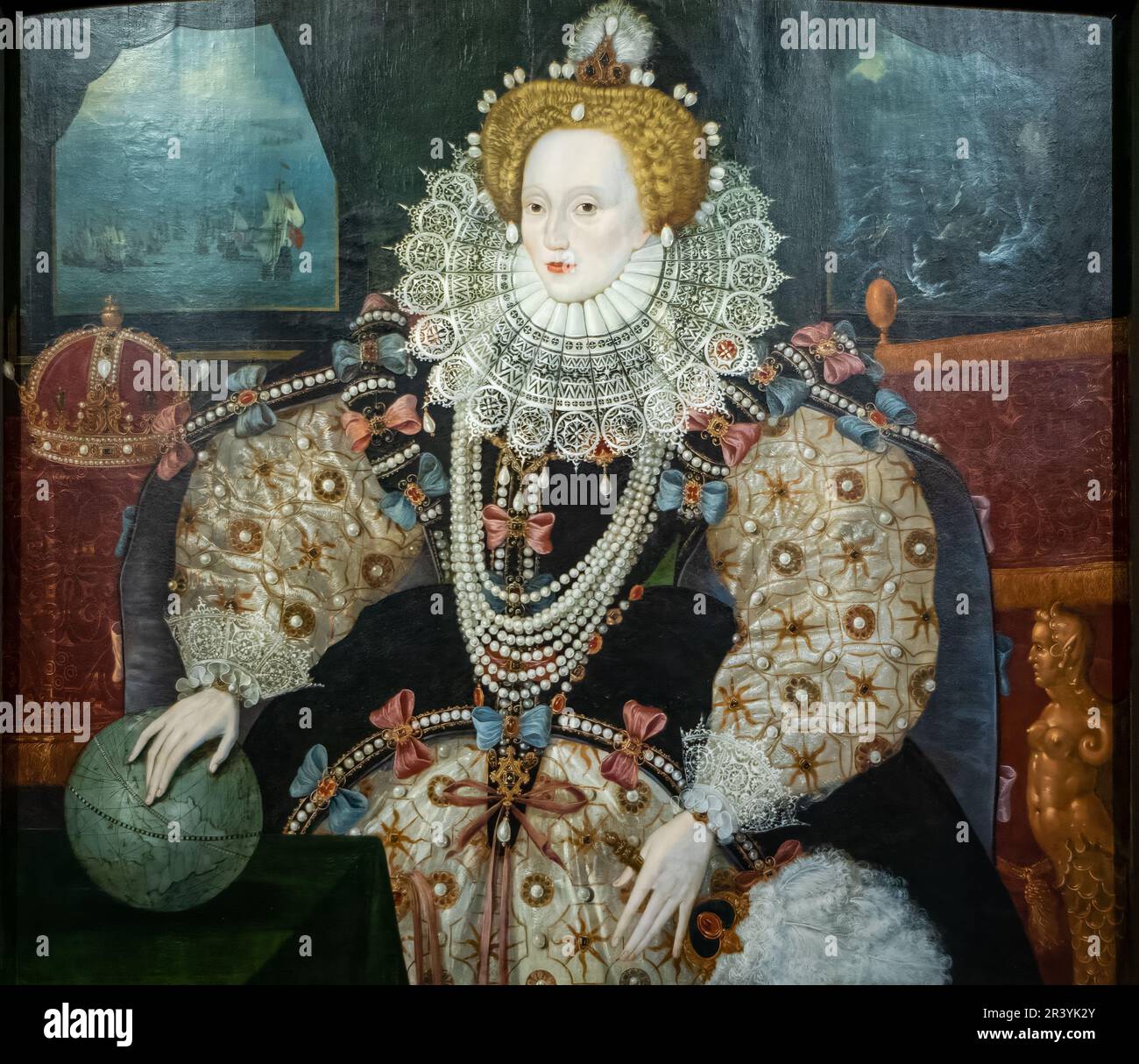 Elizabeth I, 1533-1603 (le « Portrait Armada »), peinture, 1588, Musée de la Reine de l'école anglaise, Greenwich, Londres, Royaume-Uni. Banque D'Images