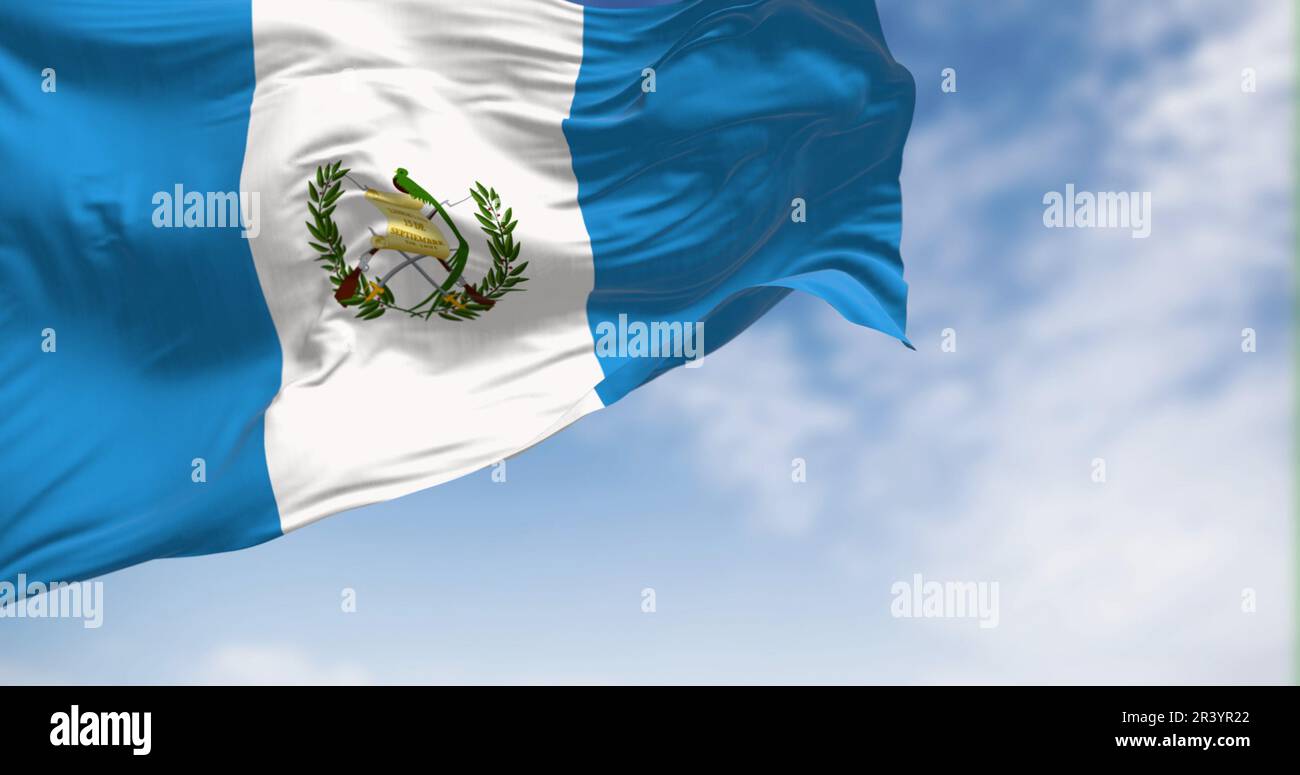 Drapeau national du Guatemala agitant dans le vent. Bandes verticales bleu ciel et blanc et emblème national centré sur la bande blanche. 3d illustration réf Banque D'Images