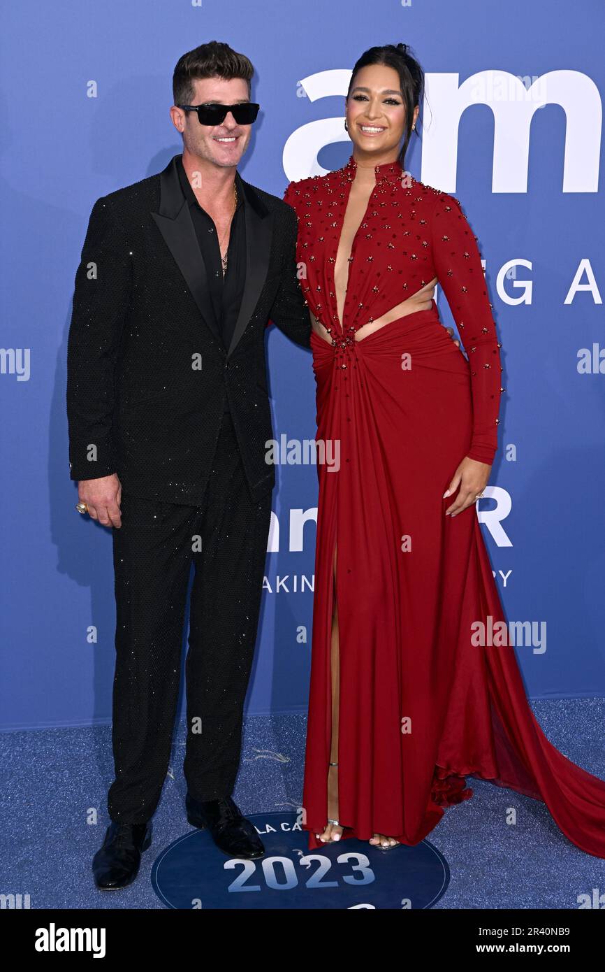 Robin Thicke et April Love Geary participant au Gala amfAR lors du Festival de Cannes 76th. Date de la photo: Jeudi 25 mai 2023. Le crédit photo devrait se lire comme suit : Doug Peters/PA Wire Banque D'Images