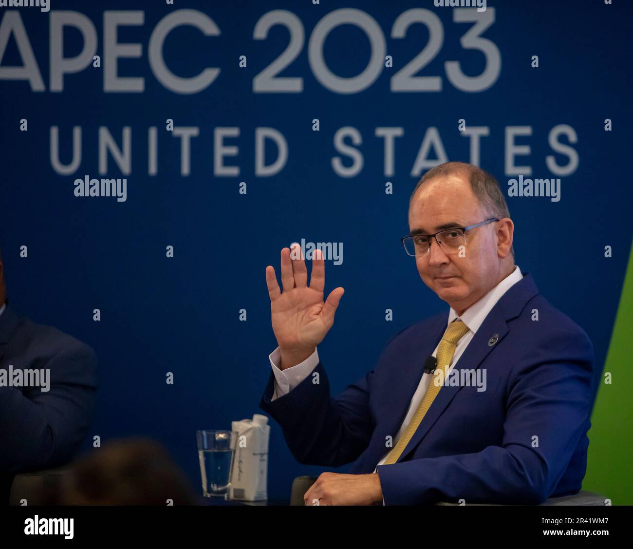 Detroit, Michigan, États-Unis. 25th mai 2023. Le président des travailleurs Unis de l'automobile, Shawn Fain, prend la parole lors d'une discussion sur le commerce et les travailleurs lors de la réunion des ministres responsables du commerce de l'APEC. Crédit : Jim West/Alay Live News Banque D'Images