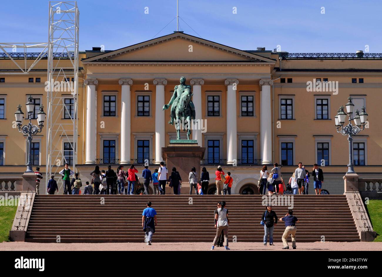 Statue équestre du roi Charles III John, Château, Det kongelige slott, Château de la ville royale, Oslo, Norvège Banque D'Images