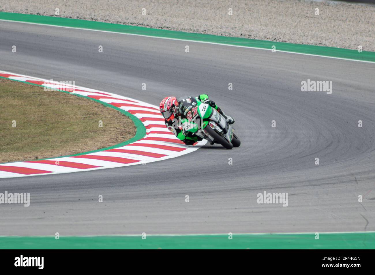 MONTMELLO, ESPAGNE-4 JUIN 2021: Kaito Toba sur son KTM RC250GP #27 (CIP Green Power), Championnat du monde 2021 Moto3 Banque D'Images