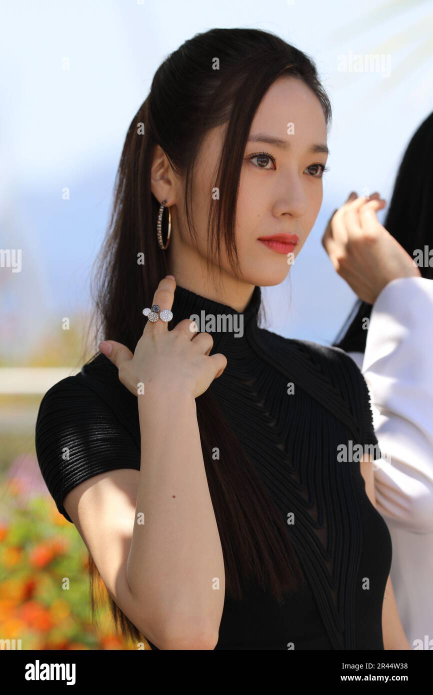 26 mai 2023, Cannes, Côte d'Azur, France: KRYSTAL JUNG participe au photocall pour 'Cobweb' lors du Festival annuel du film de Cannes 76th au Palais des Festivals sur 26 mai 2023 à Cannes, France (Credit image: © Mickael Chavet/ZUMA Press Wire) USAGE ÉDITORIAL EXCLUSIF! Non destiné À un usage commercial ! Banque D'Images