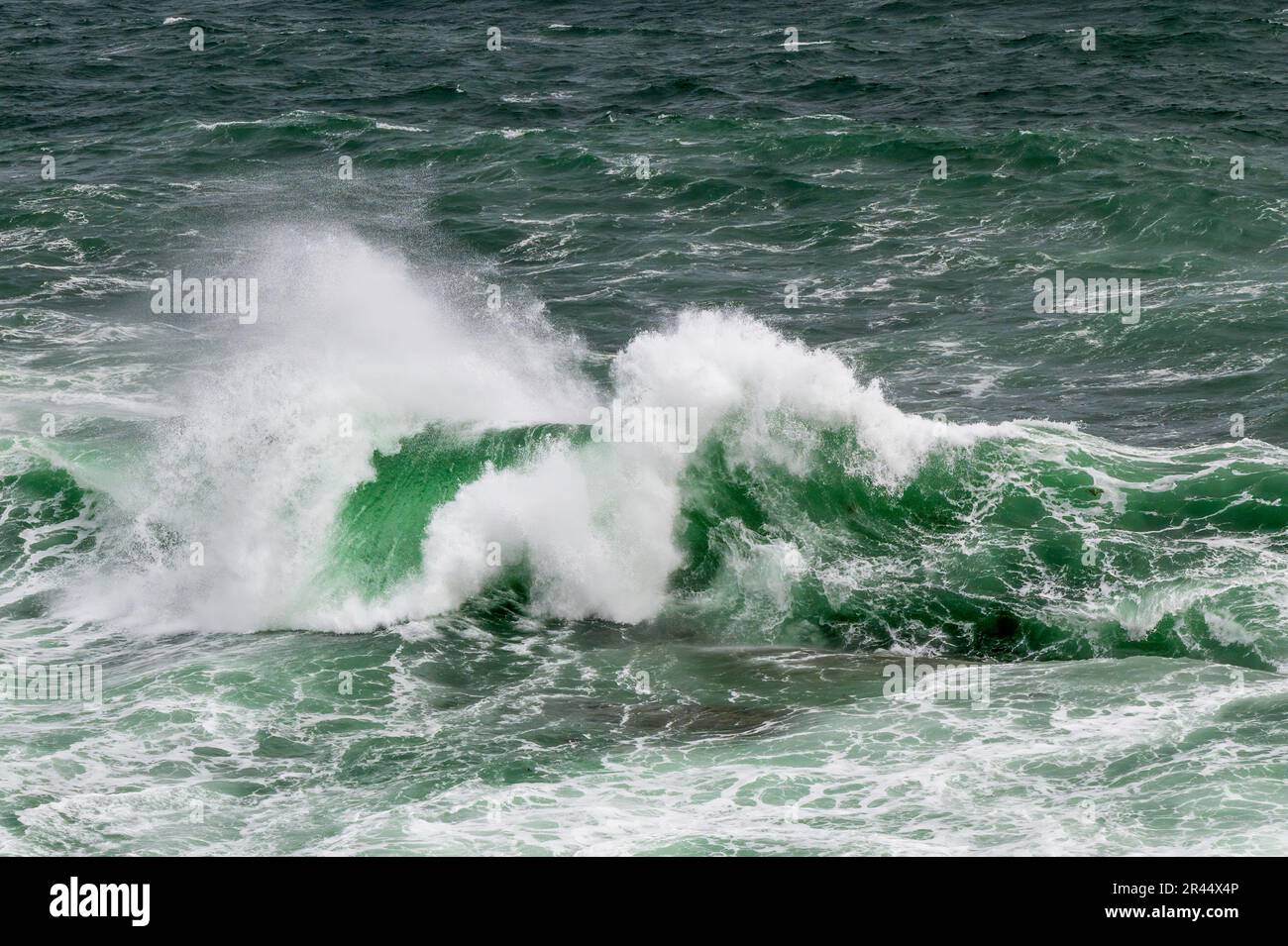 Wild Sea au large de la côte nord de l'Écosse près de Durness dans Sutherland Banque D'Images