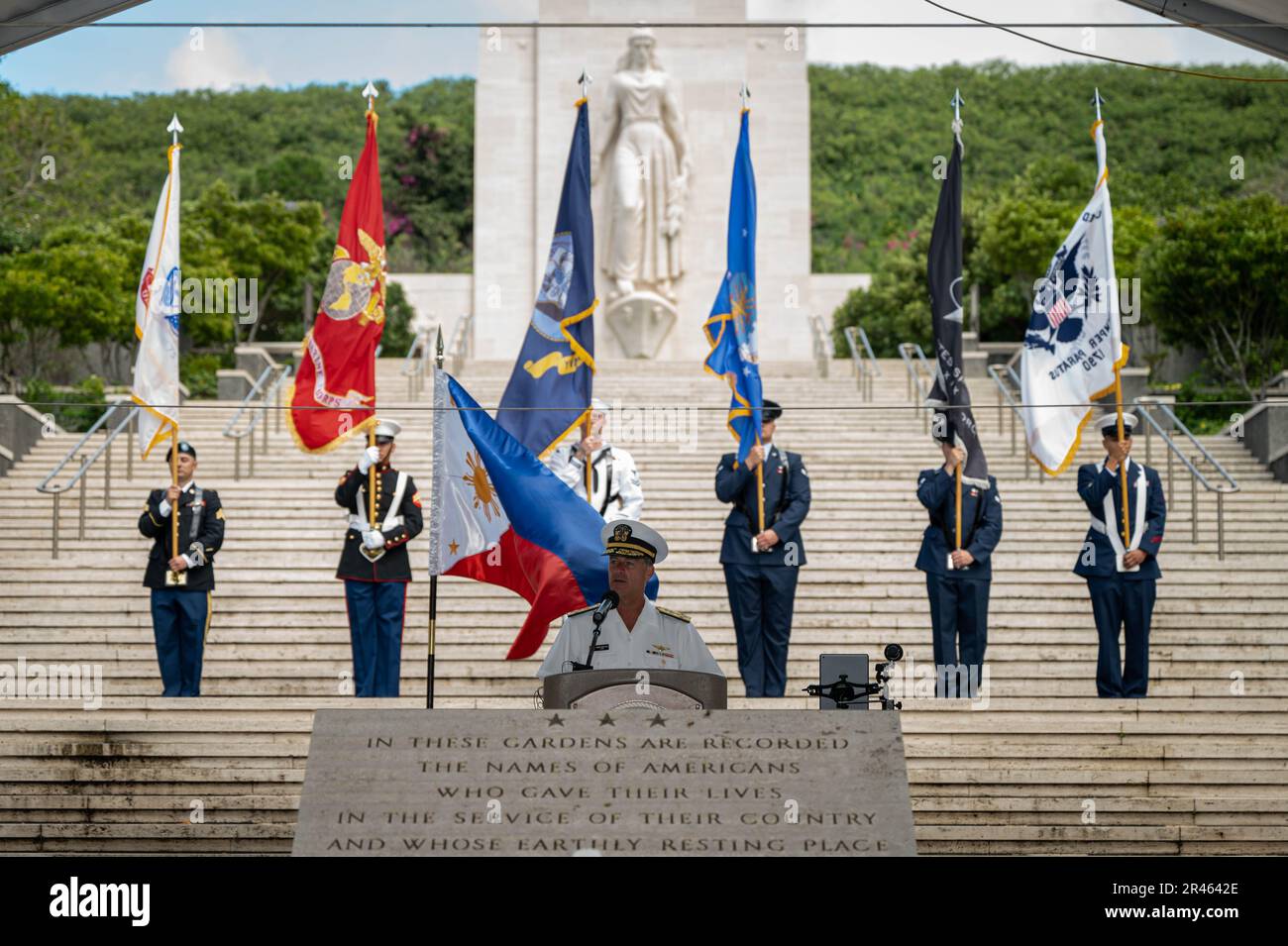 HONOLULU (10 avril 2023), sous-ministre John C. Aquilino, commandant des États-Unis Indo-Pacific Command, parle lors de la commémoration de « Araw ng Kagitingan » à Honolulu. Le jour philippin de la vaillance reconnaît le service des militaires philippins et le sacrifice de plus de 10 000 militaires philippins et américains qui ont perdu la vie pendant la bataille de Bataan et sa marche suivante. USINDOPACOM s'est engagé à renforcer la stabilité dans la région Asie-Pacifique en encourageant la coopération en matière de sécurité, en encourageant le développement pacifique, en réagissant aux imprévus, en prévenant l'agression et, le cas échéant, lutte Banque D'Images