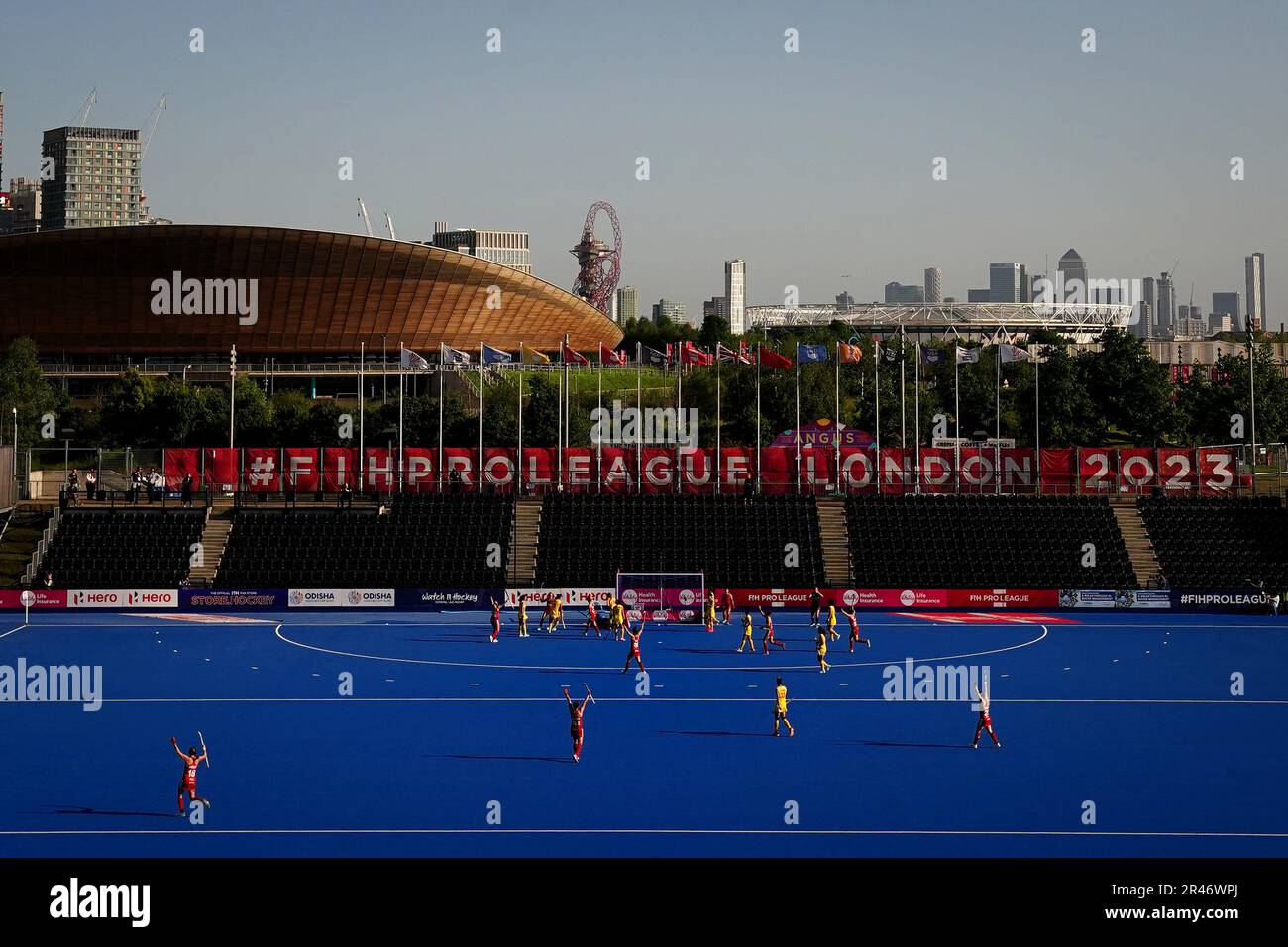 Hannah Martin, en Grande-Bretagne, célèbre après avoir marqué le premier but du match lors du match féminin de la FIH Hockey Pro League à Lee Valley, Londres. Date de la photo: Vendredi 26 mai 2023. Banque D'Images