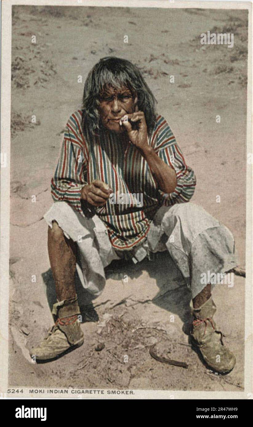 Inconnu AZ - fumeur de cigarettes indien Moki Banque D'Images