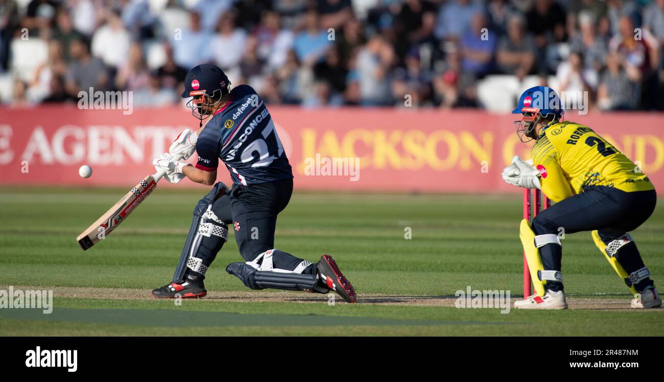 Northampton 26 mai :Ricardo Vasconcelos de Northamptonshire en action battant pendant le match de Blast Vitality T20 entre les Steelbacks de Northamptonshire et le Cricket de Durham au terrain de comté de Northampton sur 26 mai 2023 Northampton Angleterre . Credit: PATRICK ANTHONISZ/Alamy Live News Banque D'Images