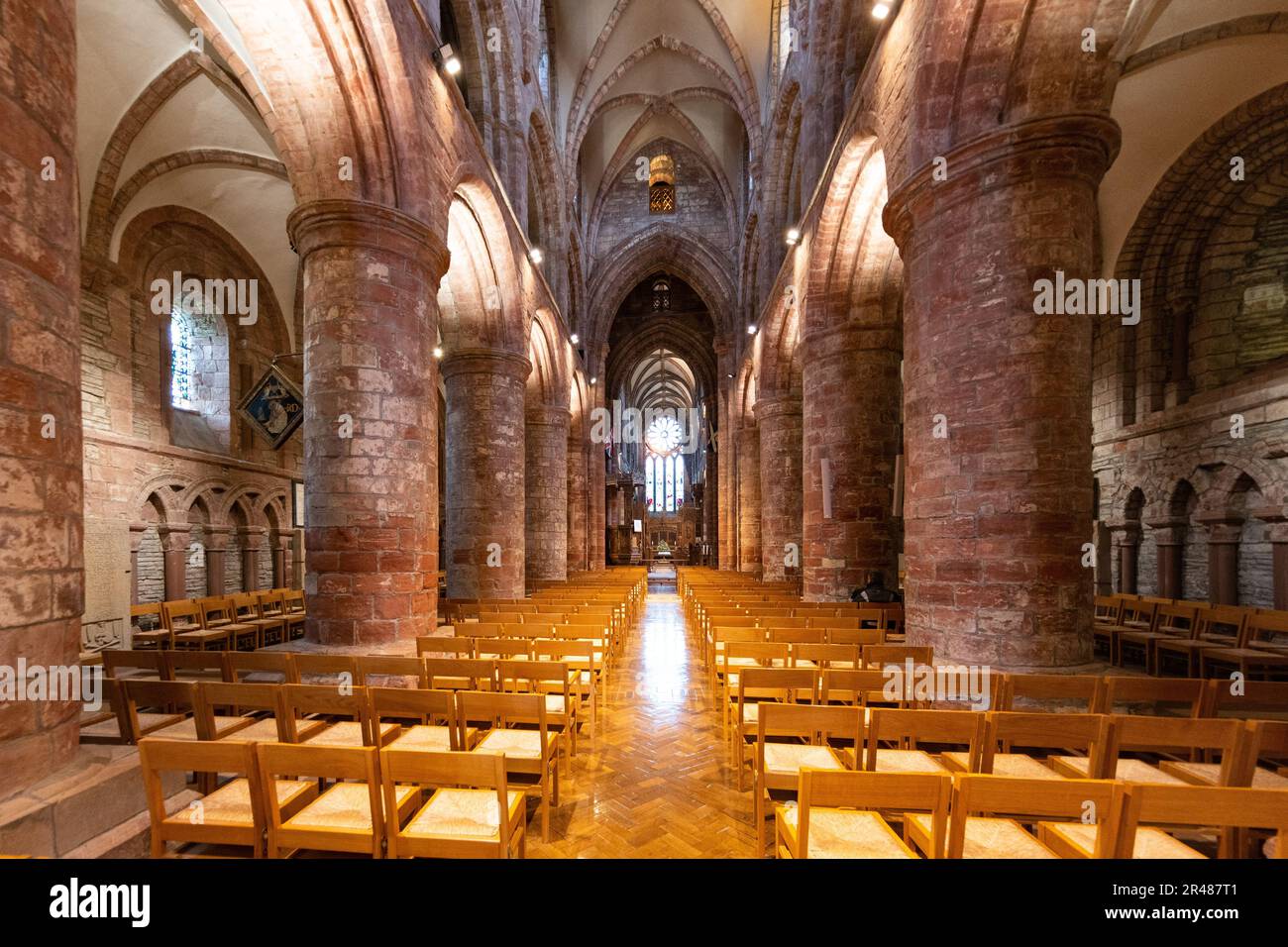 Intérieur de St. Magnus Cathedral Kirkwall Orkney Ecosse Banque D'Images