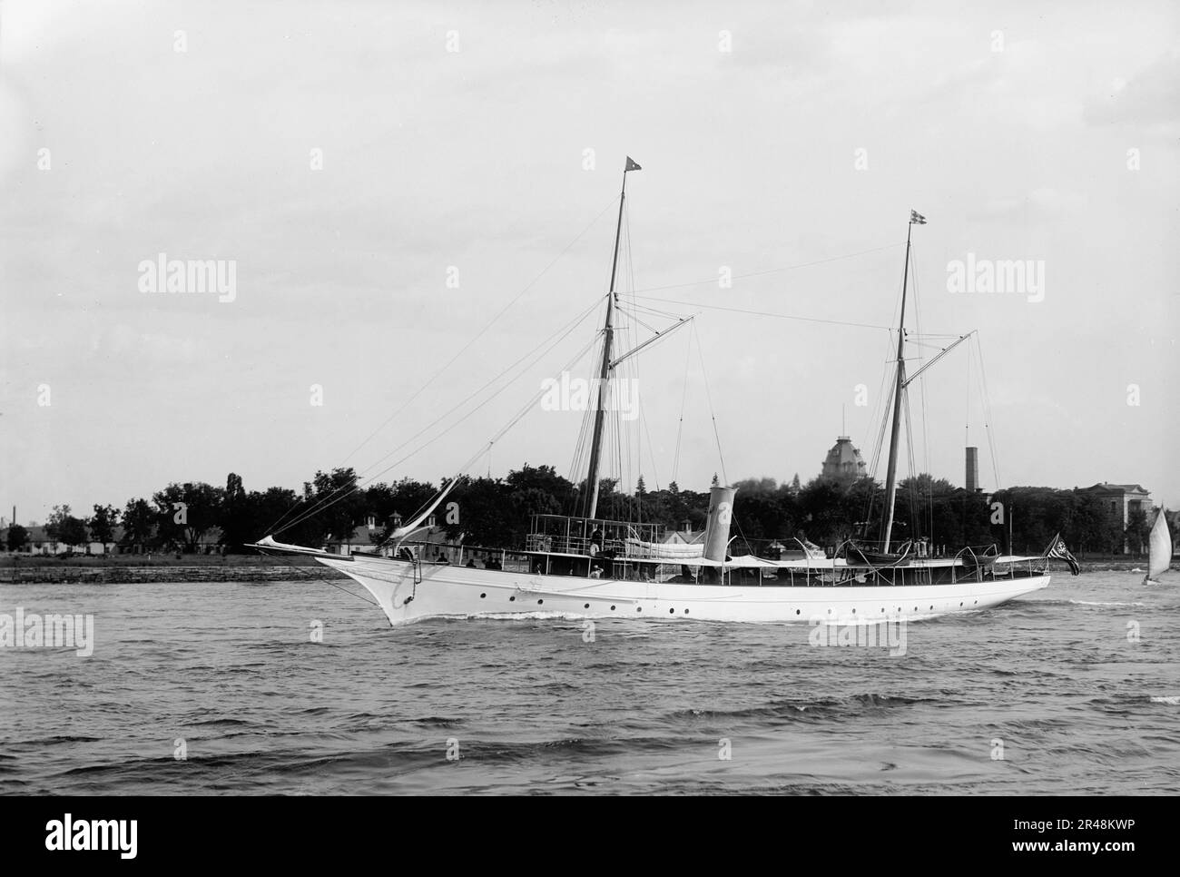 Alicia, 1895 3 juillet. Le yacht à vapeur de Henry Flagler, construit sur mesure en 1890 par Harlan et Hollingsworth de Wilmington, Delaware. Flagler était un industriel américain et un fondateur de Standard Oil. Banque D'Images