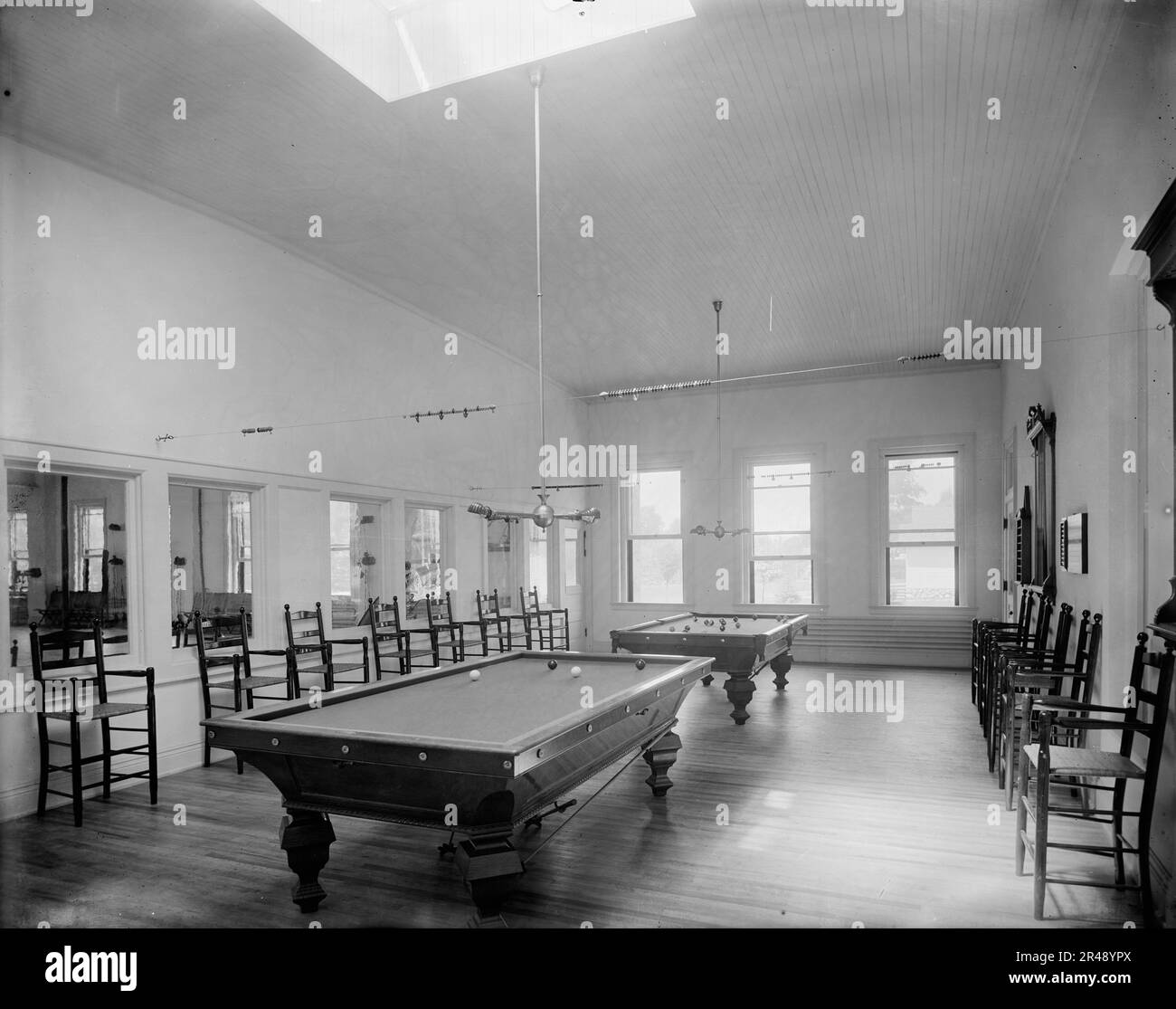 Alma Sanitarium, salle de billard, Alma, Michigan, entre 1895 et 1910. Banque D'Images