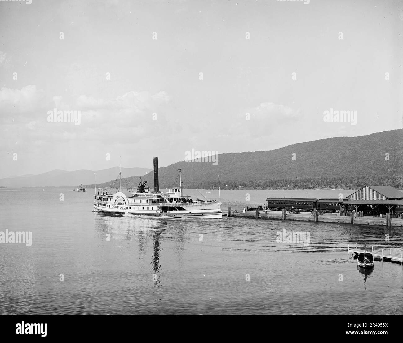 Str Horicon quitte le quai, Lake George, New York, c1904. Banque D'Images