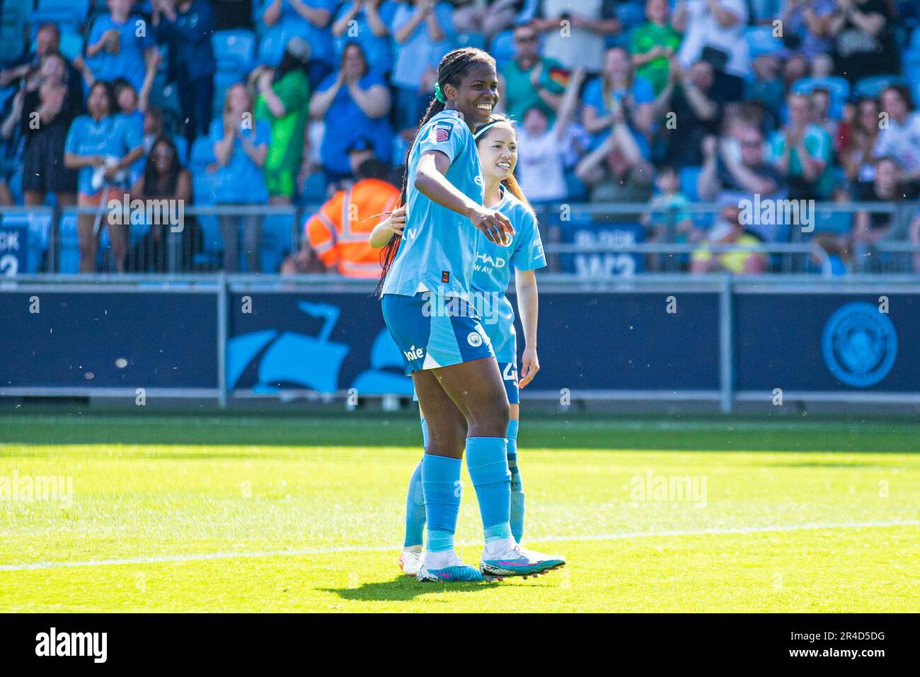 Manchester, Royaume-Uni. 27th mai 2023. Khadija Shaw #21 de Manchester City célèbre son but lors du match Barclays FA Women's Super League entre Manchester City et Everton à l'Academy Stadium, Manchester, le samedi 27th mai 2023. (Photo : Mike Morese | MI News) Credit: MI News & Sport /Alay Live News Banque D'Images