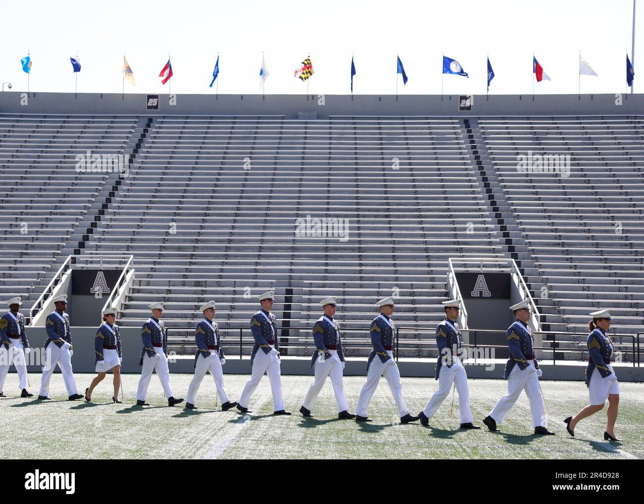 West point, États-Unis. 27th mai 2023. Les cadets arrivent pour la cérémonie de remise des diplômes de West point au stade Michie de l'Académie militaire des États-Unis à West point, New York, samedi, 27 mai 2023. Photo de John Angelillo/UPI crédit: UPI/Alay Live News Banque D'Images