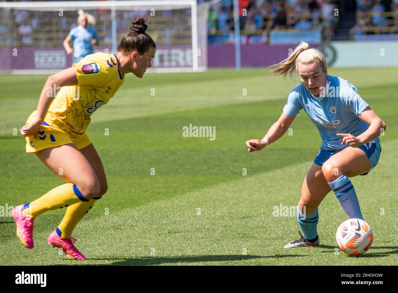 Manchester, Royaume-Uni. 27th mai 2023. Lauren Hemp #11 de Manchester City en possession du ballon lors du match de la Super League féminine de Barclays FA entre Manchester City et Everton au stade Academy, Manchester, le samedi 27th mai 2023. (Photo : Mike Morese | MI News) Credit: MI News & Sport /Alay Live News Banque D'Images