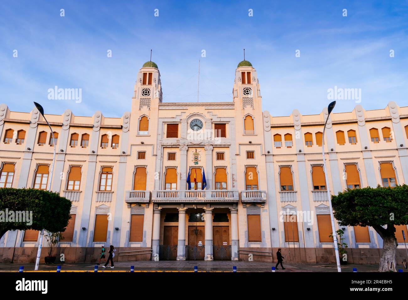 Le Palais de l'Assemblée, anciennement le Palais municipal, parfois appelé l'Hôtel de ville, est un bâtiment art déco de l'agrandissement moderniste de t Banque D'Images