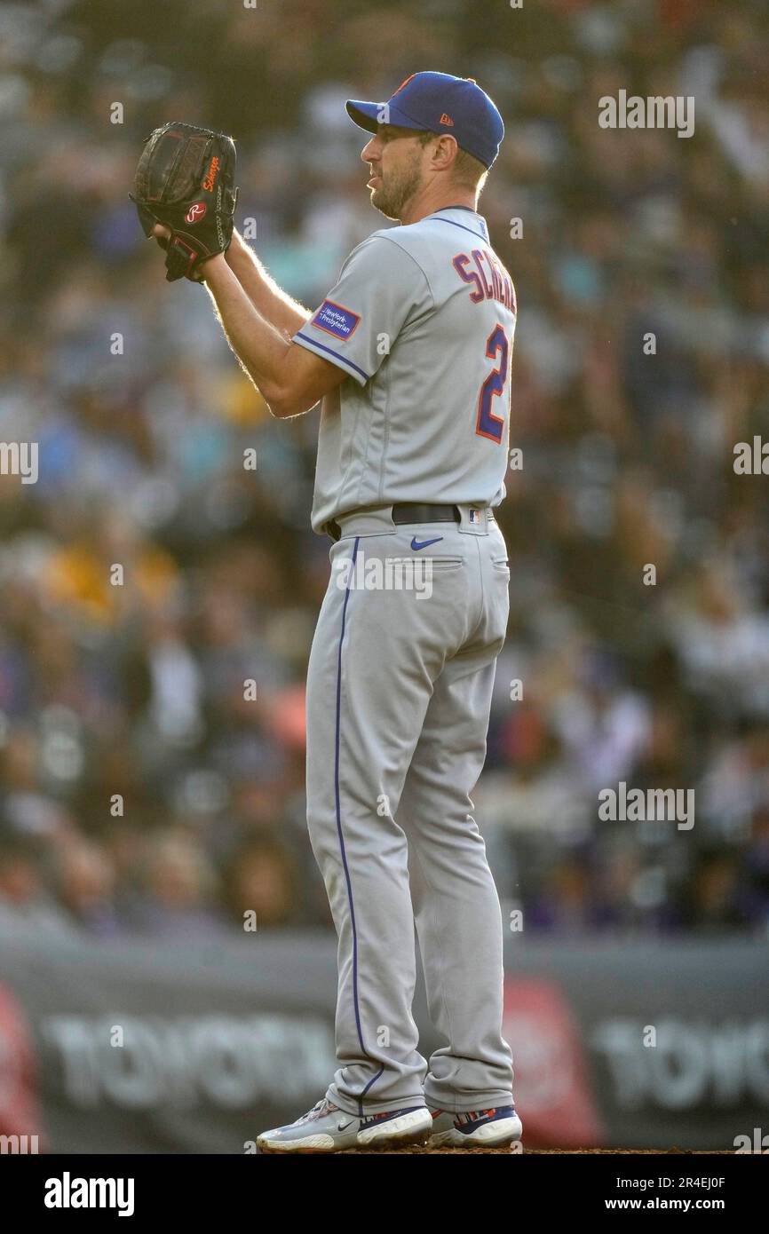 New York Mets starting pitcher Max Scherzer (21) in the third inning of ...