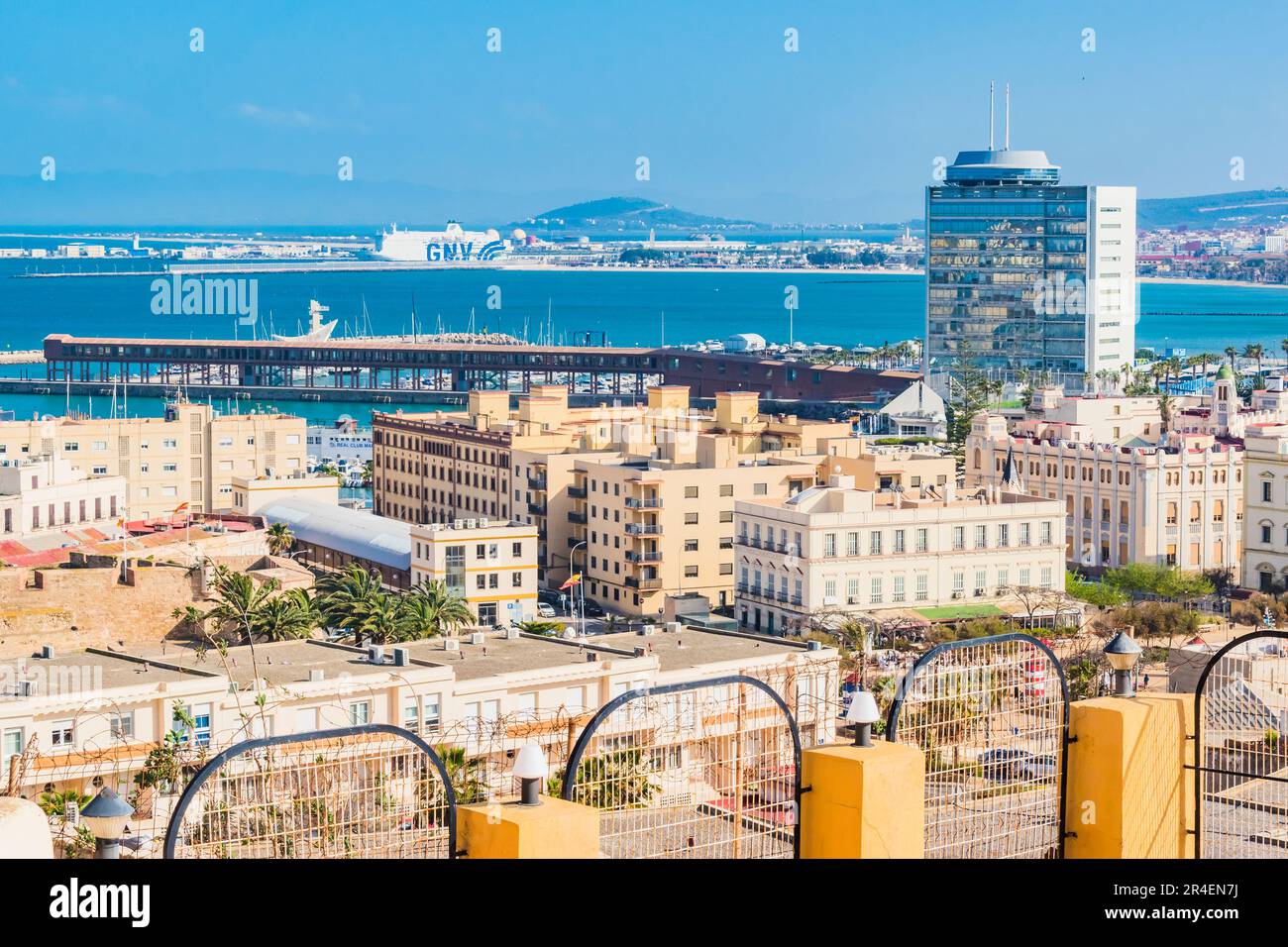 Vue panoramique sur la ville de Melilla en Afrique du Nord sur la mer Méditerranée. Melilla, Ciudad Autónoma de Melilla, Espagne, África, UE Banque D'Images