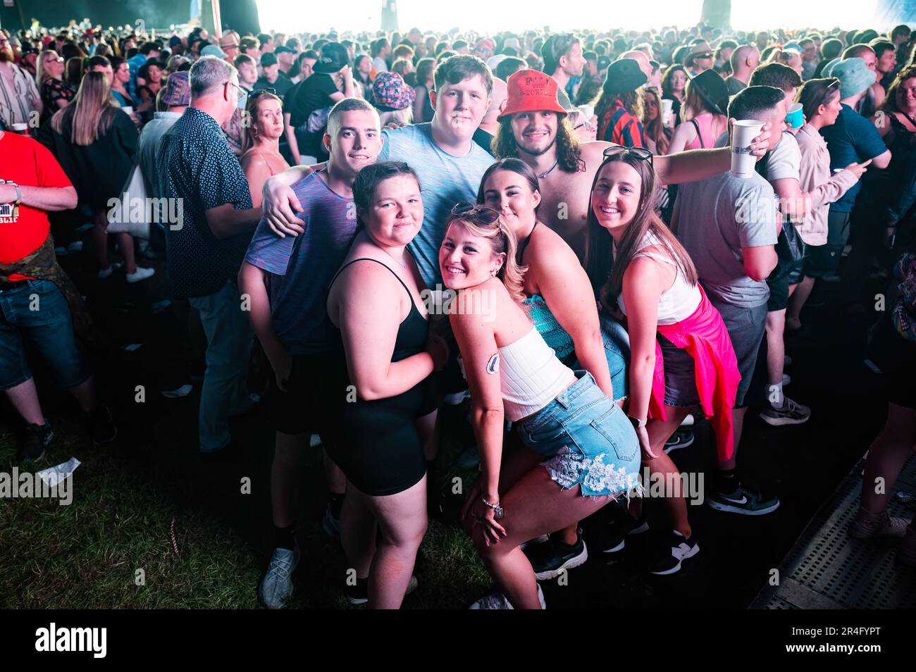 Warrington, Royaume-Uni. 27th mai 2023. Les festivaliers ont été élés le jour 1 du Festival 2023 de la semaine de la NBHD de Warrington, crédit : Gary Mather/Alamy Live News Banque D'Images