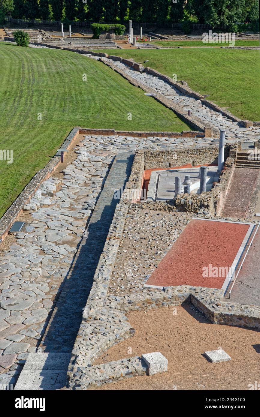 ST-ROMAIN-en-GAL, FRANCE, 26 mai 2023 : le Musée gallo-romain de Saint-Romain-en-gal est un musée archéologique construit sur le site archéologique de Banque D'Images