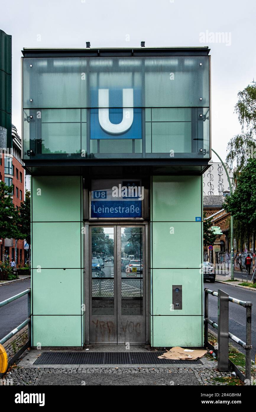 U Leinestrasse, station de métro U-Bahn dessert la ligne U8 et a ouvert ses portes en 1929. Neukölln, Berlin, Allemagne Banque D'Images