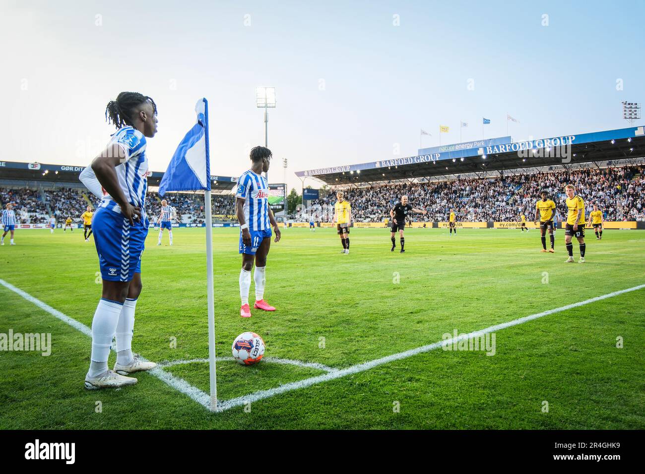 Odense, Danemark. 26th, mai 2023. Franco Tongya (10) et Emmanuel Sabbi (11) d'OB vus pendant le match Superliga de 3F entre Odense Boldklub et AC Horsens au Parc d'énergie de nature à Odense. (Crédit photo: Gonzales photo - Kent Rasmussen). Banque D'Images