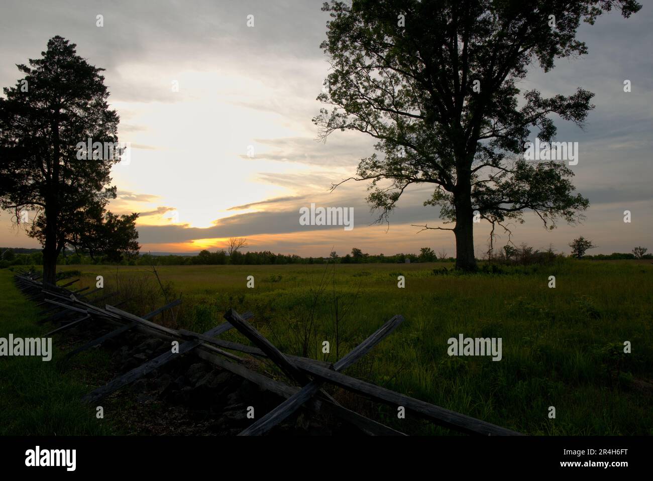 Coucher de soleil dans le parc national historique de Gettysburg Banque D'Images