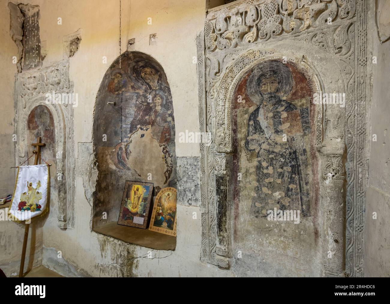 Stuc du 10th siècle au monastère chrétien de Deir al-Suryan, Wadi Natrun, Égypte Banque D'Images
