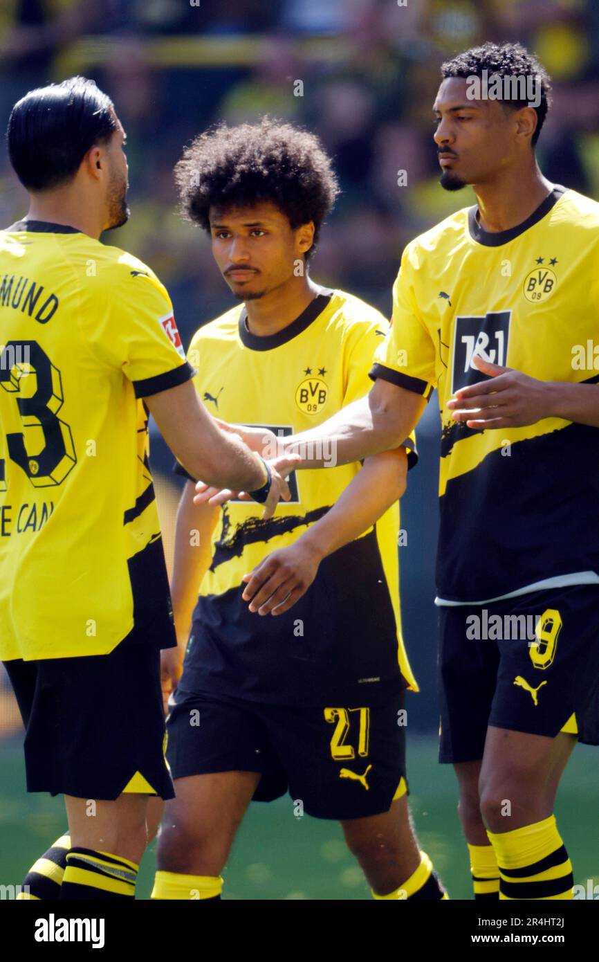 Dortmund, Allemagne, 1. Ballon de fussball Bundesliga 34. Spieltag Borussia Dortmund : 1. FSV Mayence 05 2-2 27. 05. 2023 im signal-Iduna Park in Dortmund Sebastien HALLER (BVB) re.- Hat den Strafstoss nicht zu einem Treffer verwandelt, da der Mainzer Torwart seinen Schuss parierte. Foto: Norbert Schmidt, Düsseldorf Banque D'Images