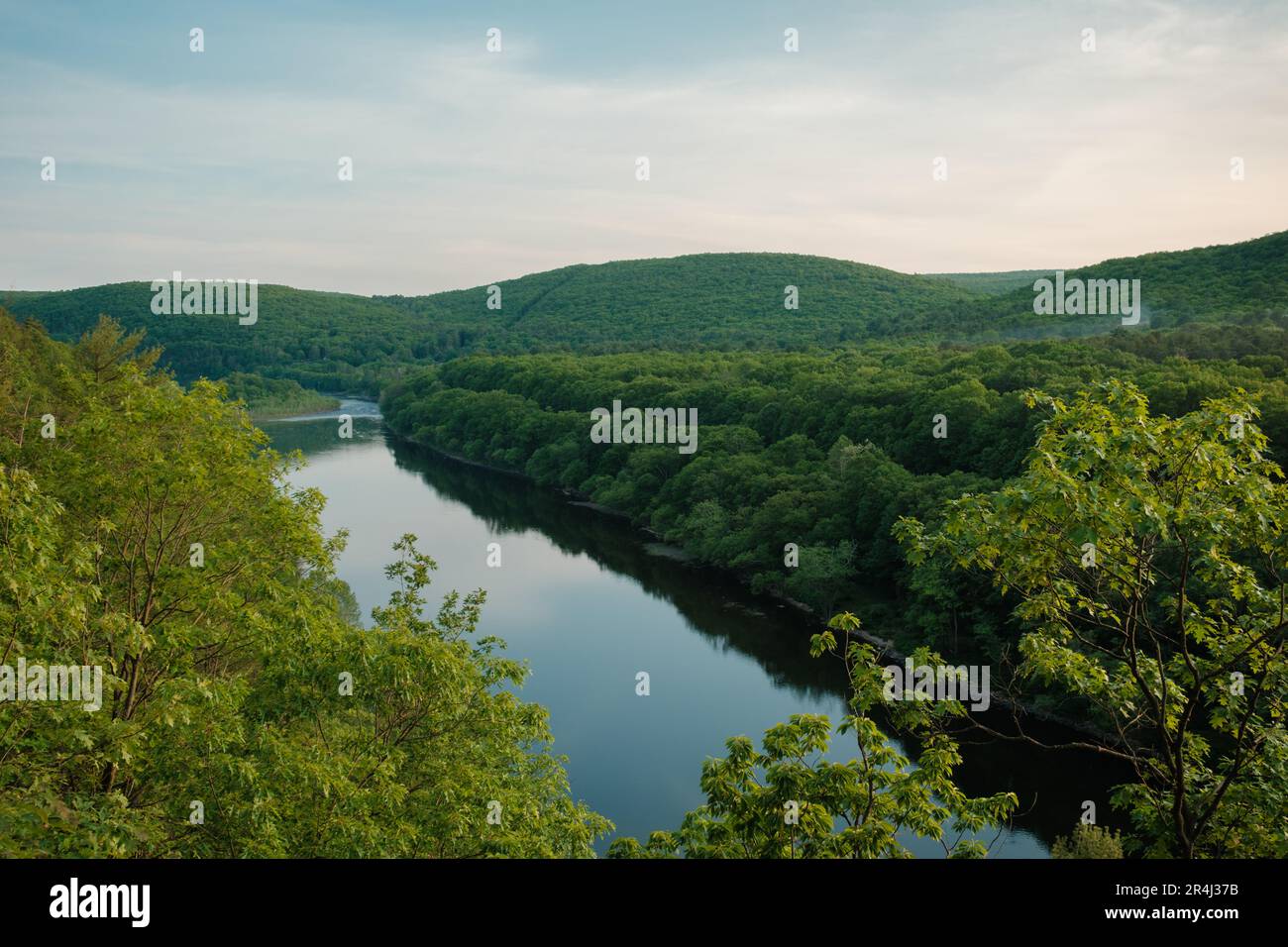 Vue sur le fleuve Delaware depuis Hawks Nest, New York Banque D'Images