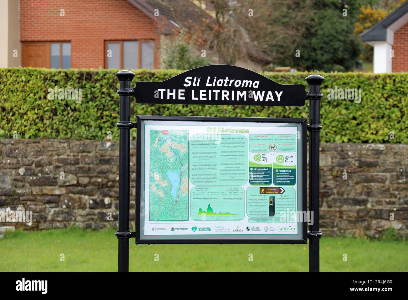 Le Leitrim Way information Board en Irlande du Nord Banque D'Images