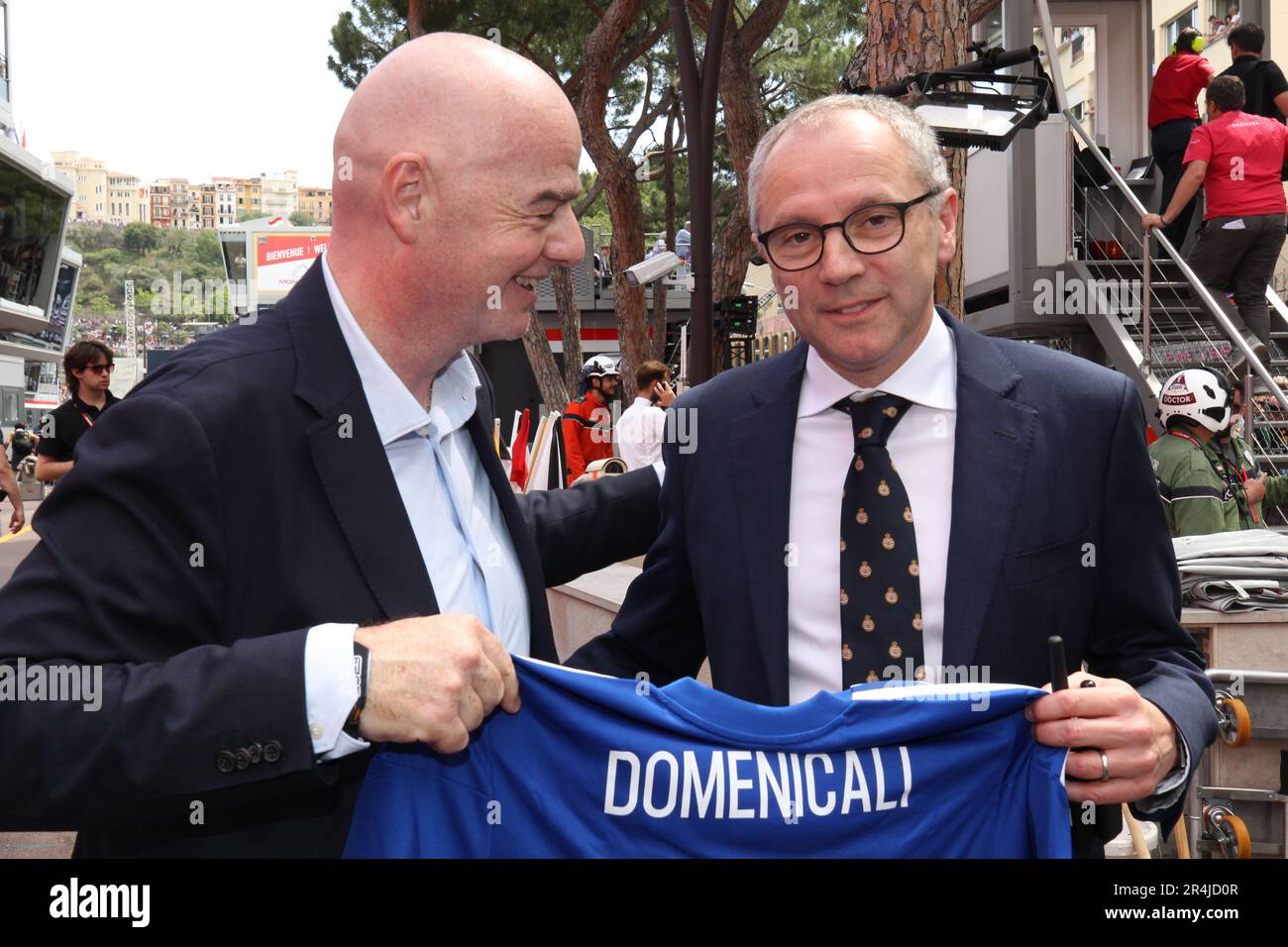Monaco, Monaco. 27th mai 2023. MONACO, Monte Carlo, 28. Mai 2023; Gianni INFANTINO de la FIFA et Stephano DOMENICALI, PDG de FOM pendant le Grand Prix de Formule 1 au cours de la course de rue Monaco sur 28. Mai 2023. RACEDAY, image et copyright Arthur THILL/ATP images (THILL Arthur/ATP/SPP) Credit: SPP Sport Press photo. /Alamy Live News Banque D'Images