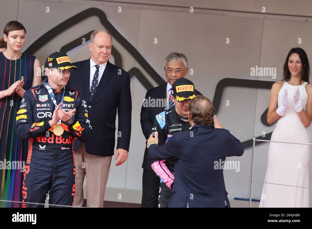 Monaco, Monaco. 27th mai 2023. MONACO, Monte Carlo, 28. Mai 2023 ; PODIUM, #31, Esteban OCON, FRA, Alpine F1 Team, avec Pierre CASIRAGHI lors de la cérémonie de remise des prix. Pendant le Grand Prix de Formule 1 au circuit de course de rue de Monaco sur 28. Mai 2023. RACEDAY, image et copyright Arthur THILL/ATP images (THILL Arthur/ATP/SPP) Credit: SPP Sport Press photo. /Alamy Live News Banque D'Images