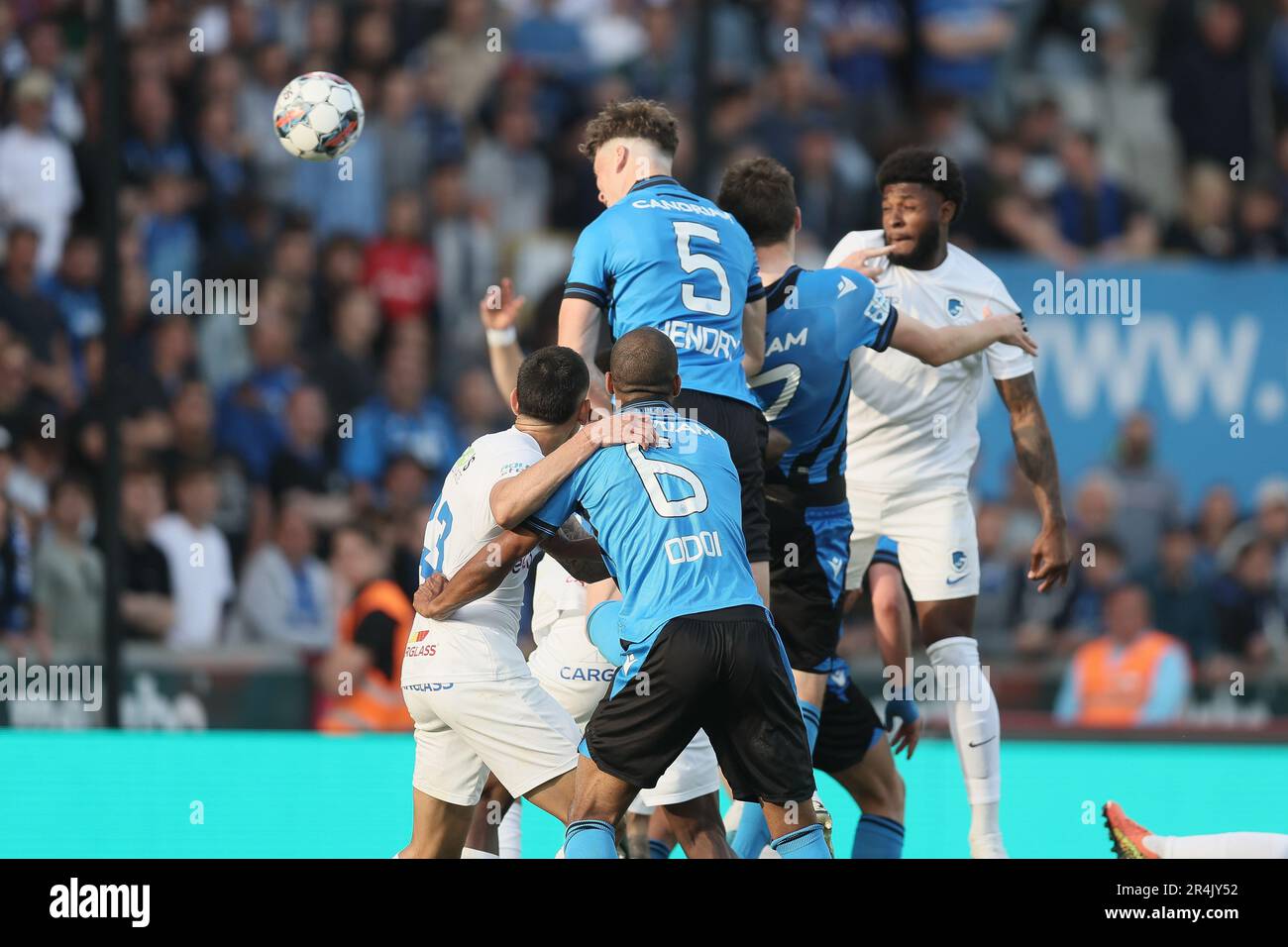 Brugge, Belgique. 28th mai 2023. Hans Vanaken, du Club, marque un but lors d'un match de football entre le Club Brugge et KRC Genk, dimanche 28 mai 2023 à Bruges, le 5 jour des matchs des champions de la première division du championnat belge de la Jupiler Pro League 2022-2023. BELGA PHOTO BRUNO FAHY crédit: Belga News Agency/Alay Live News Banque D'Images
