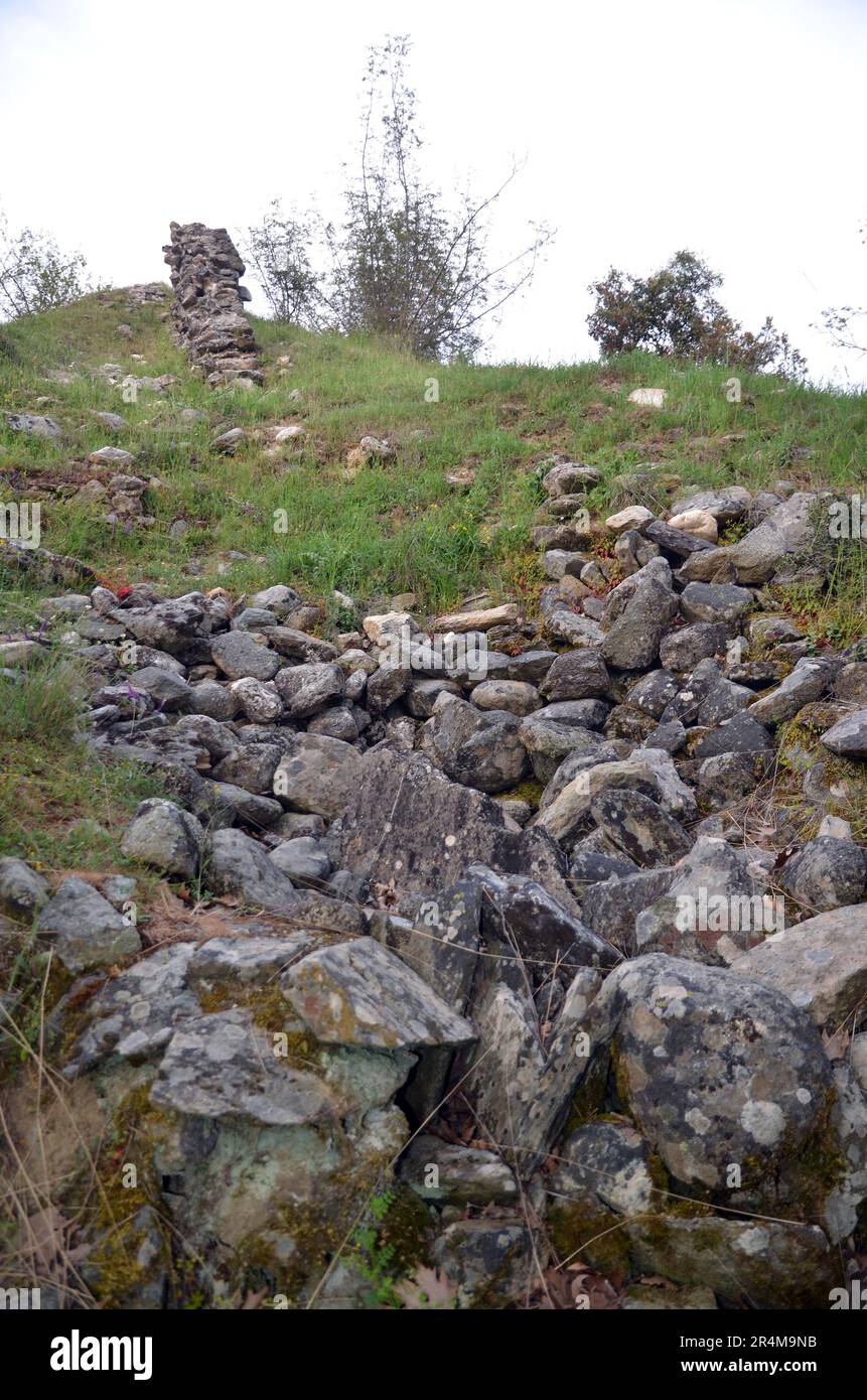 Grèce, Thessalie, Larisa, Elassona_Flampouro village_ruines d'un ancien moulin à eau et rivière Banque D'Images