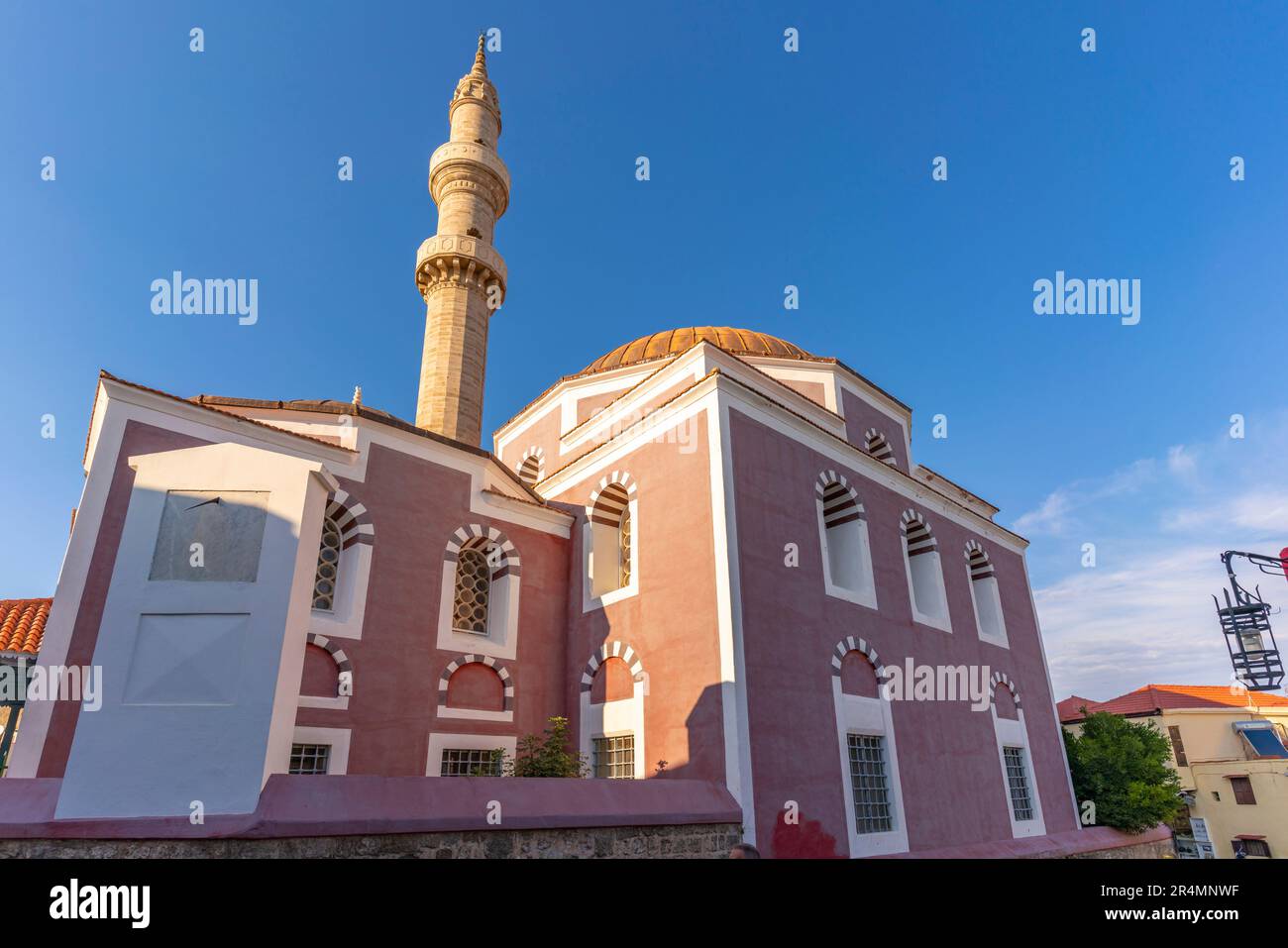 Vue sur la Mosquée de Suleiman, la vieille ville de Rhodes, site classé au patrimoine mondial de l'UNESCO, Rhodes, Dodécanèse, îles grecques, Grèce, Europe Banque D'Images