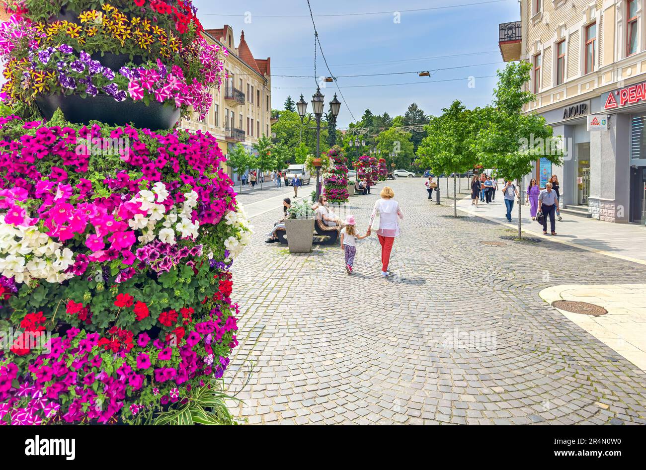 UZHHOROD, UKRAINE - 25 mai 2023 : la partie centrale de la ville d'Uzhgorod, Ukraine. Banque D'Images