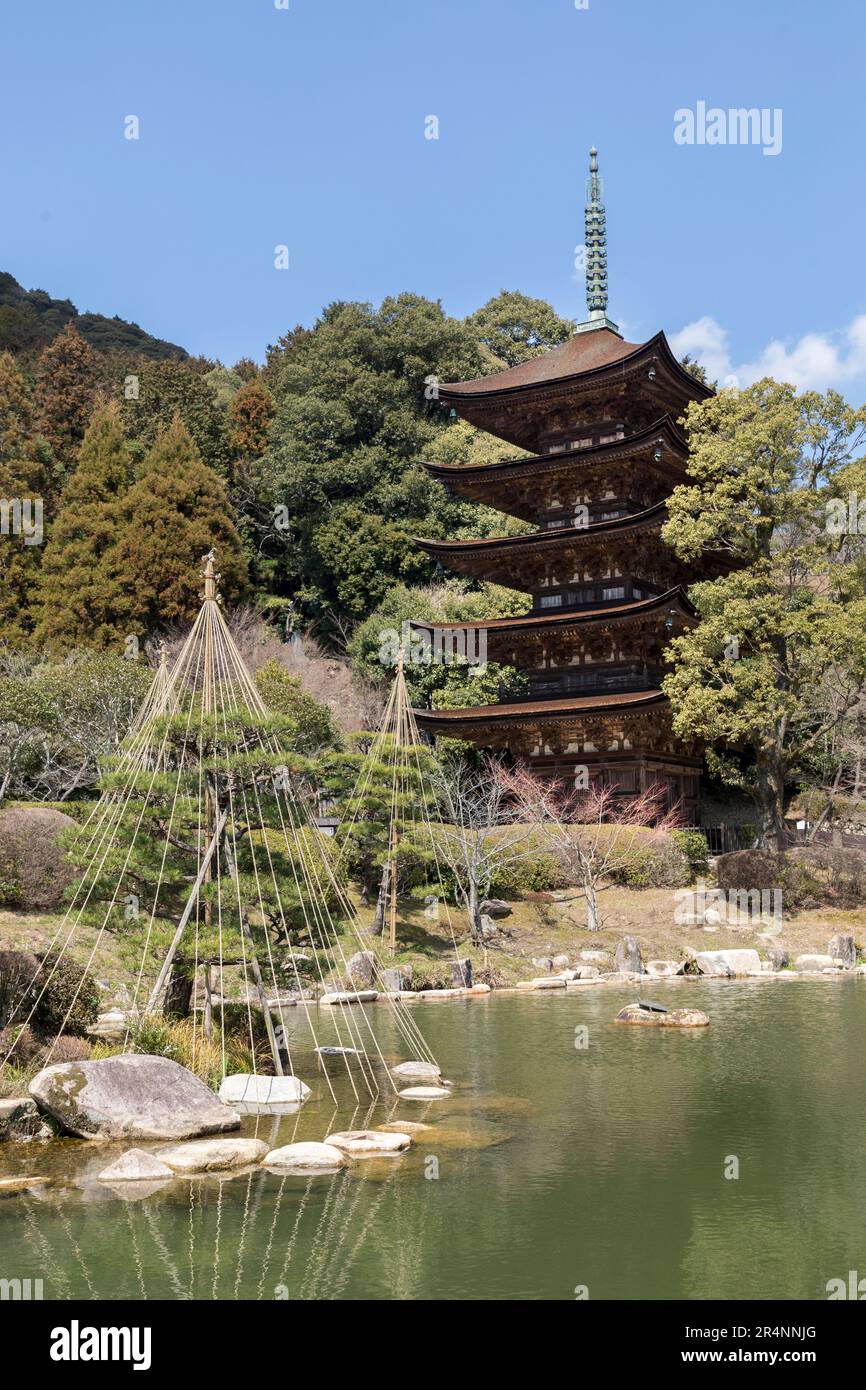 Ruriko-ji pagode, temple bouddhiste de la ville de Yamaguchi construit en 1442, parc Kozan, Japon Banque D'Images