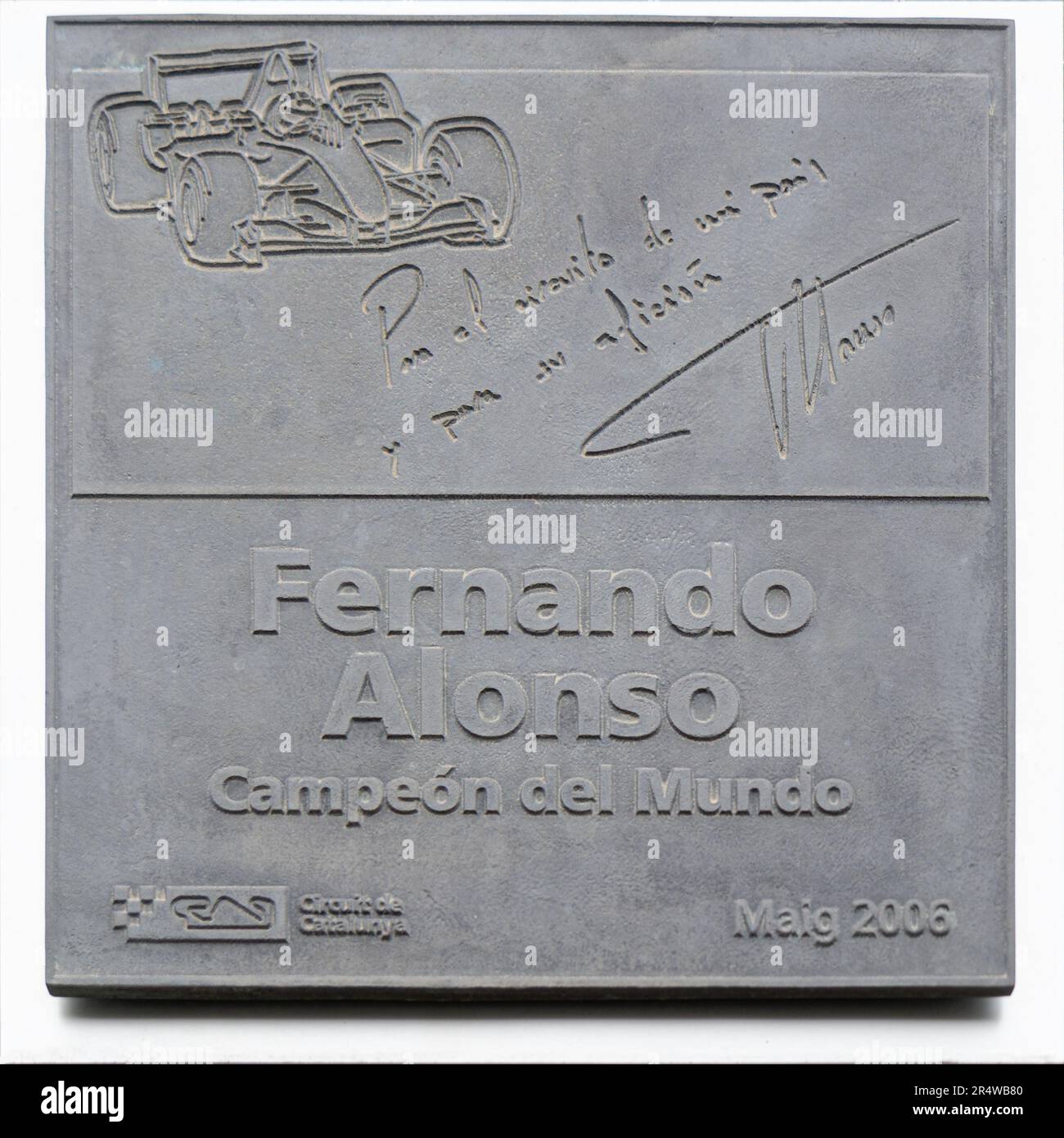 MONTMELLO, ESPAGNE-4 JUIN 2021: Plaque commémorative à Fernando Alonso sur le circuit de Barcelone-Catalunya Banque D'Images