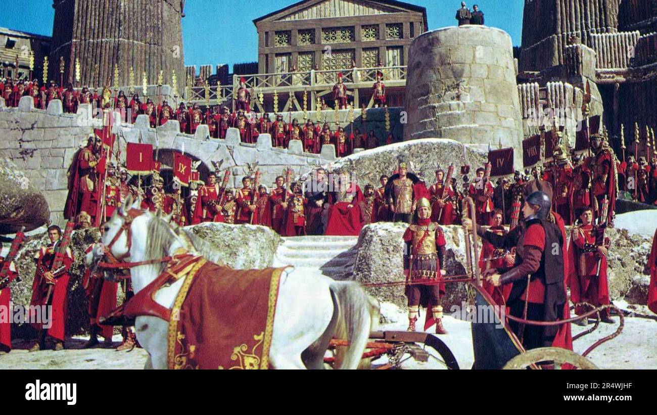 La chute de l'Empire romain est un film épique 1964 avec Sophia Loren, Stephen Boyd et Alec Guinness. Bien que le film a été un échec relatif au box office il est considéré comme exceptionnellement intelligente et réfléchie pour un film en son genre à l'époque. Banque D'Images