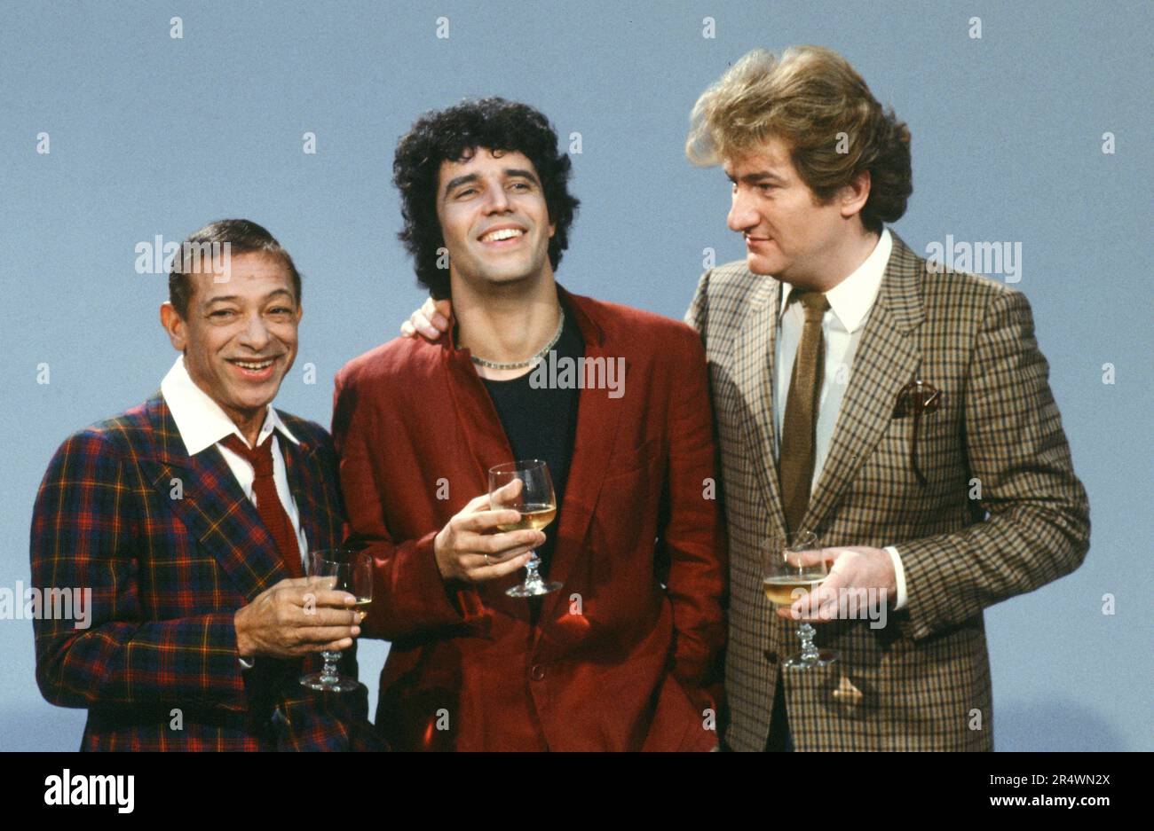 Henri Salvador, Julien Clerc et Eddy Mitchell sur l'ensemble de l'émission télévisée 'Formule un+1' diffusée sur TF1. Janvier 1983 Banque D'Images
