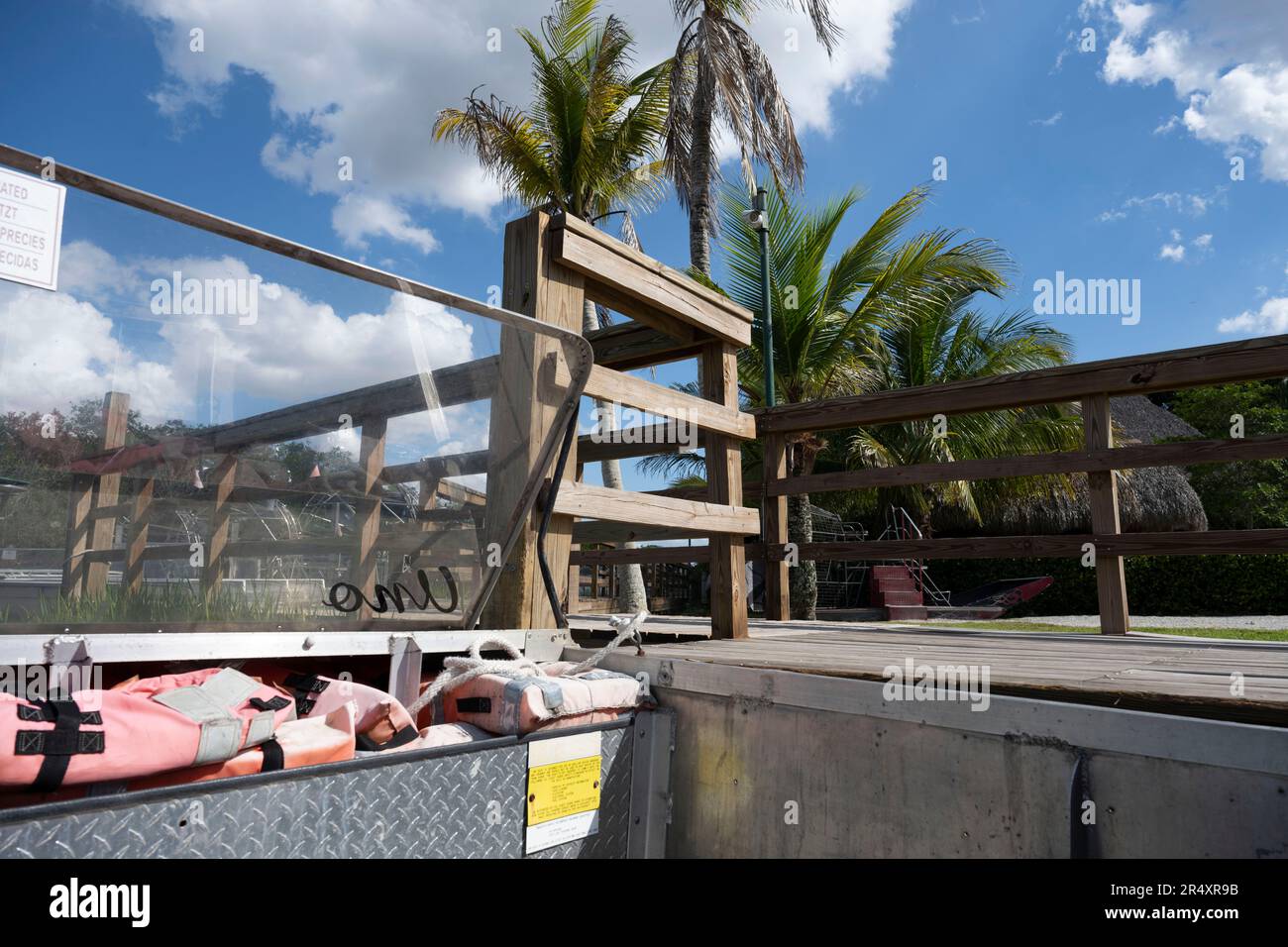 T-shirt Homme Motif Alligator Alcatraz Everglades USA - Coton - Coupe Régulière - Neuf Jamais Porté