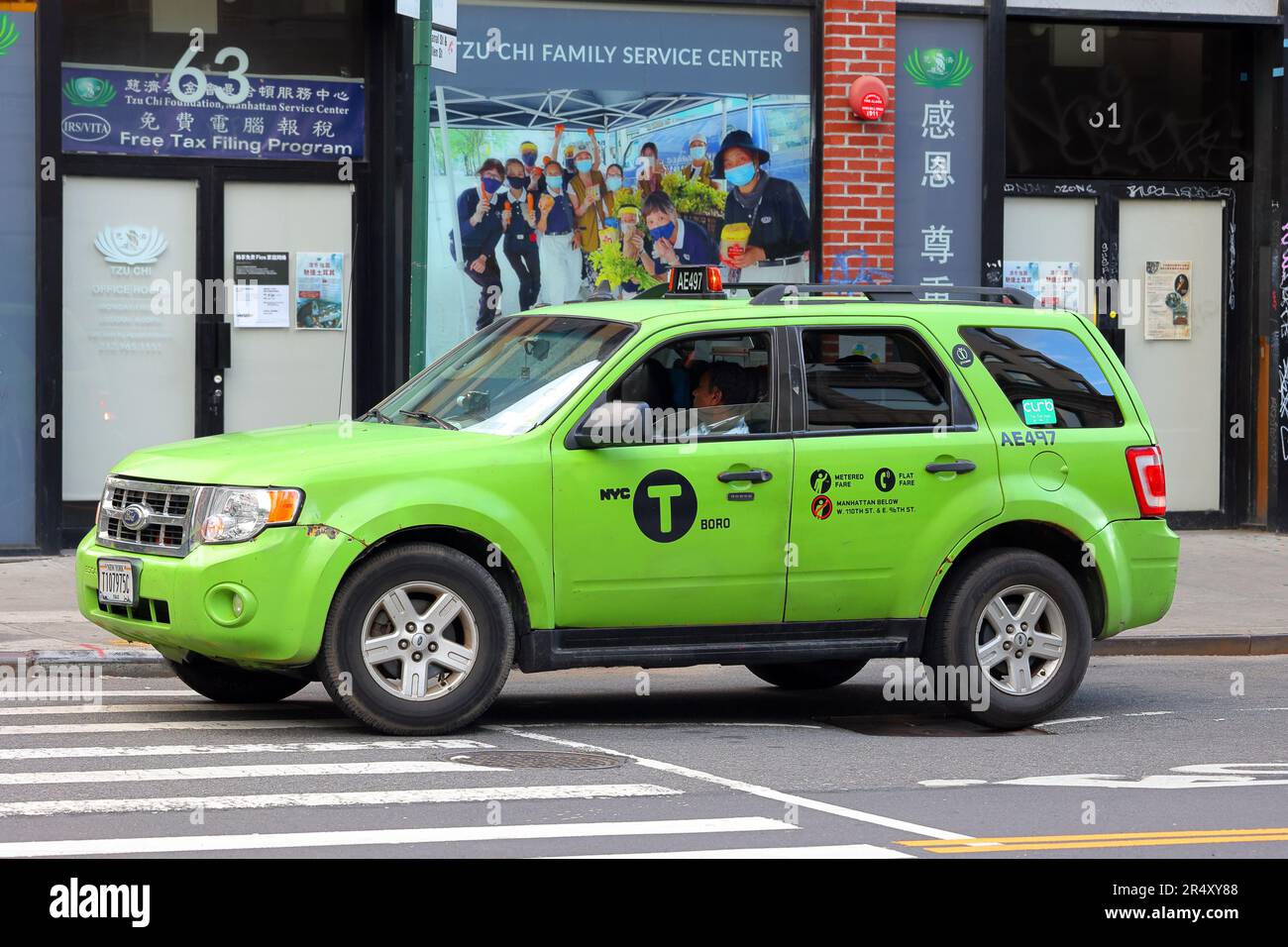 Un taxi vert NYC Boro à Lower Manhattan, New York. Introduit en 2013, les taxis de couleur vert pomme et le service de taxi de remise (voir plus d'infos) Banque D'Images