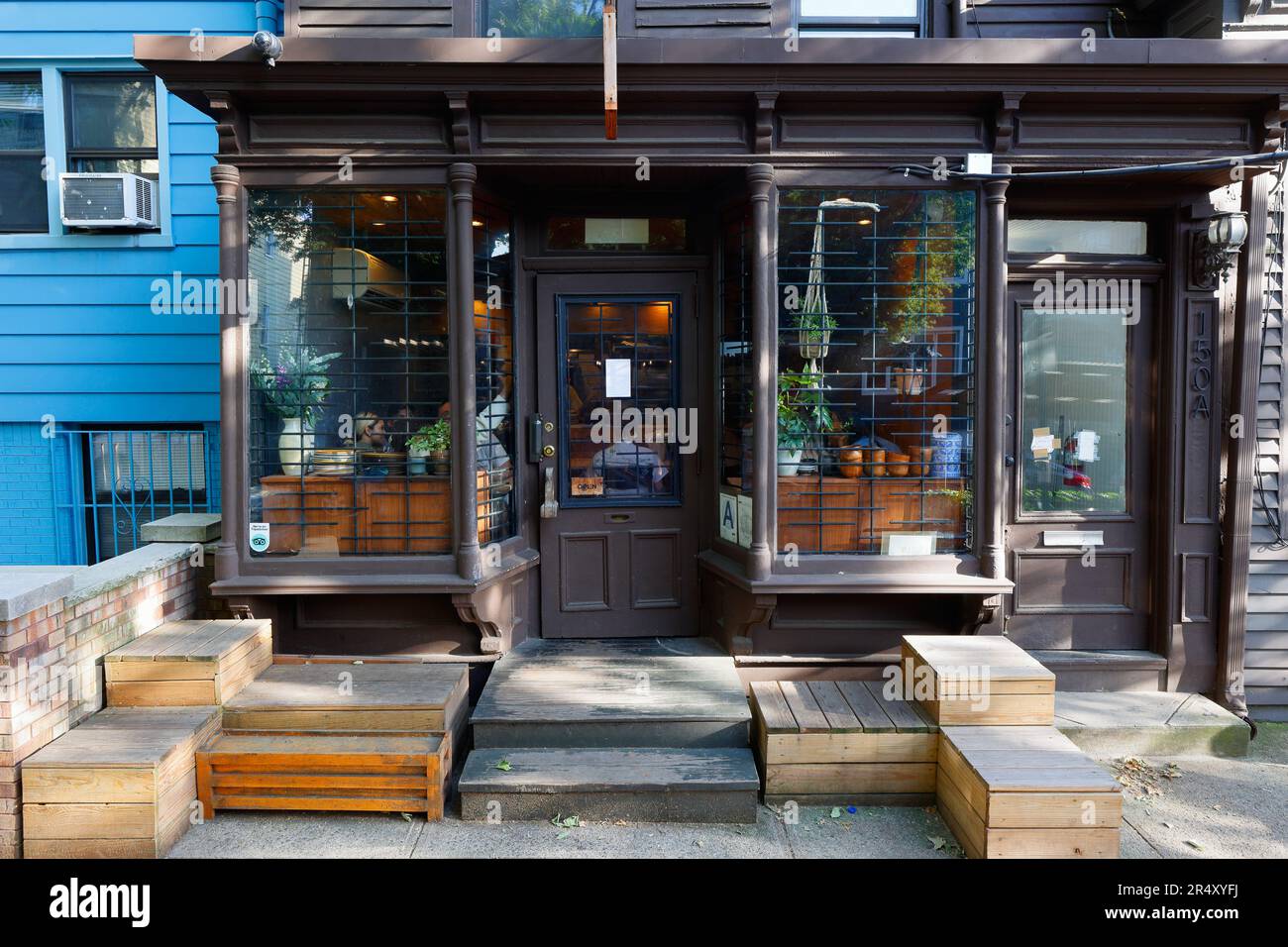 OKONOMI // YUJI Ramen, 150 Ainslie St, Brooklyn, New York, boutique photo d'un teishoku set menu restaurant par jour, ramen restaurant le soir. Banque D'Images