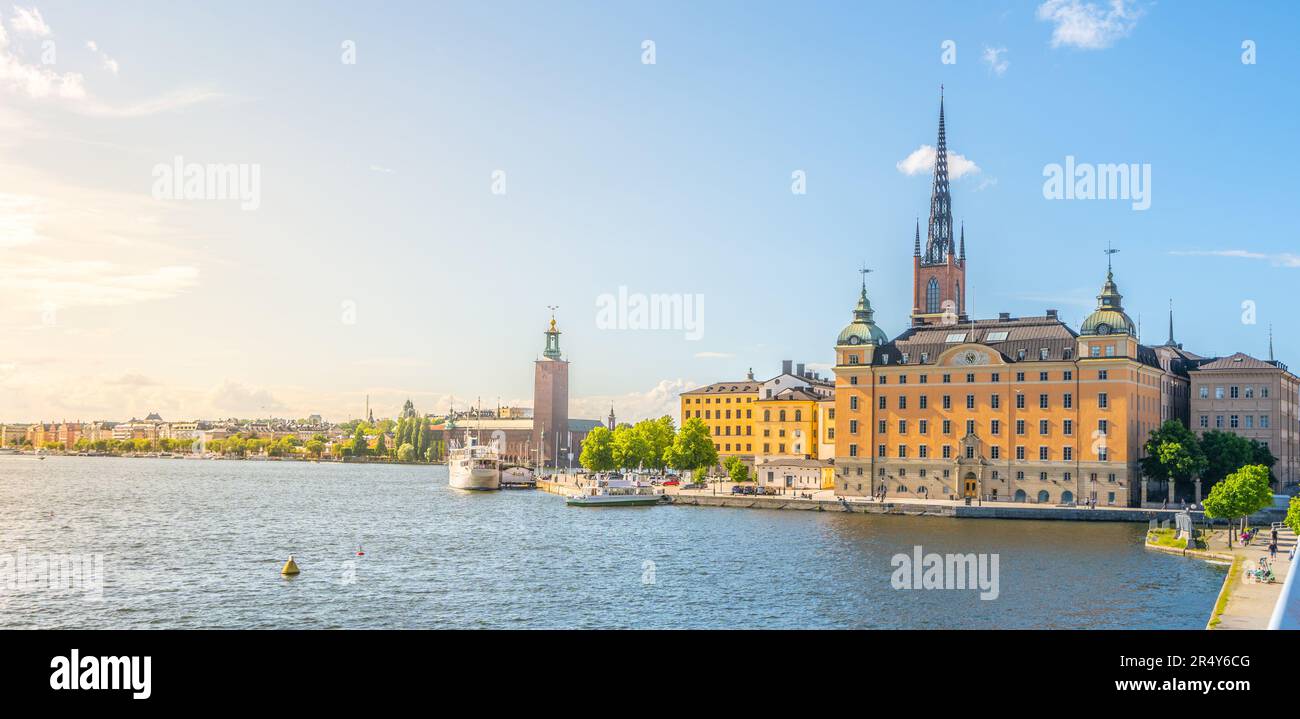 Panorama de Stockholm par une journée ensoleillée. Vue du point de vue de Monteliusvagen, Suède Banque D'Images