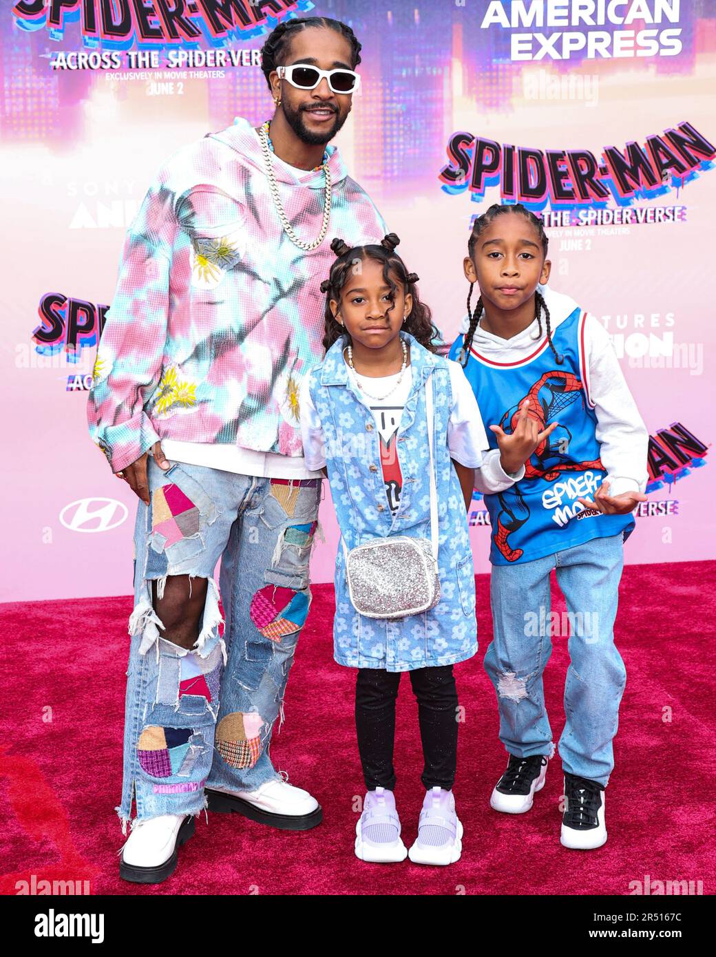 WESTWOOD, LOS ANGELES, CALIFORNIE, États-Unis - MAI 30 : Omarion, A'mei Kazuko Grandberry et Megaa Omari Grandberry arrivent à la première mondiale de Sony Pictures animation's 'Spider-Man: Across the Spider verset', tenue au Regency Village Theatre de 30 mai 2023 à Westwood, Los Angeles, Californie, États-Unis. (Photo de Xavier Collin/image Press Agency) Banque D'Images