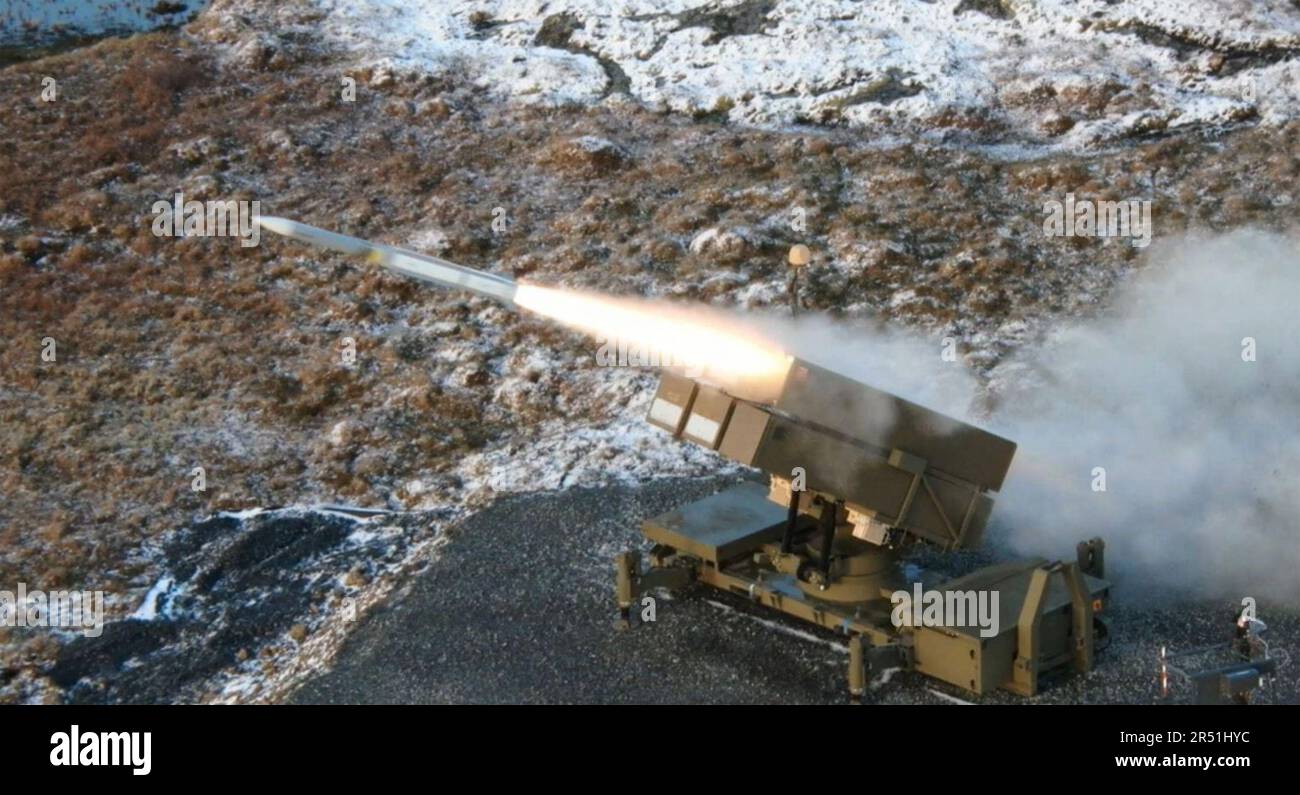 Missile À PORTÉE ÉTENDUE AMRAAM lancé à partir d'un Nasams. Phooto: Missiles Raytheon et Défense Banque D'Images