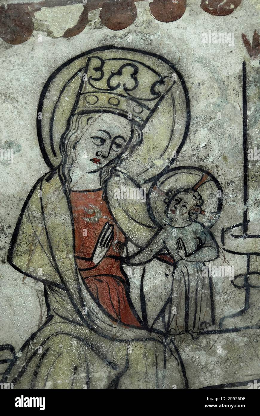 Madonna rouge et Christ Child, vue rapprochée. Peinture de tombeau médiéval dans la cathédrale Saint-Sauveur, Bruges, Belgique. Peint dans la hâte entre la mort et l'inhumation et destiné à être la première chose vue par l'âme des défunts en se levant d'entre les morts. Banque D'Images